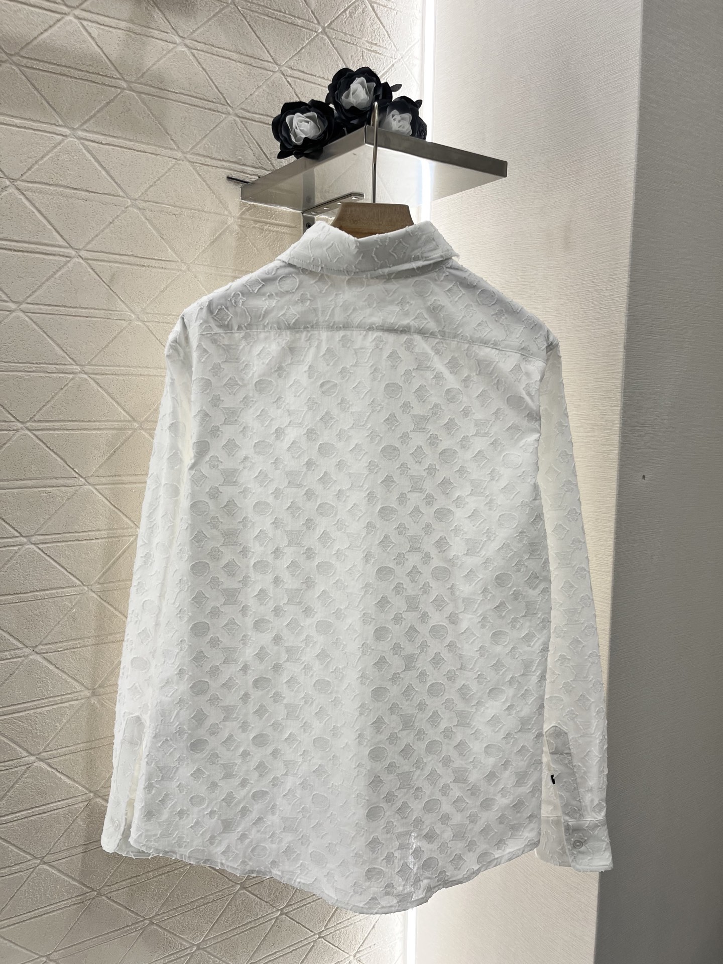 ♥Louis Vuitto*♥2025新品上架
     提花衬衫半裙套装
定制YB斜纹全棉材质 提花工