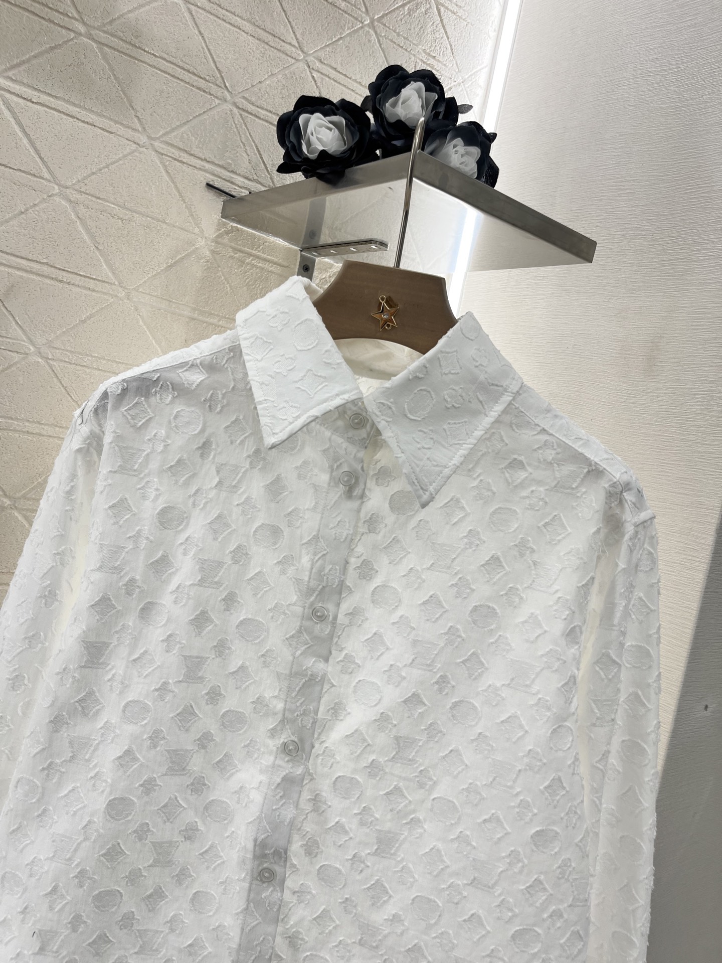 ♥Louis Vuitto*♥2025新品上架
     提花衬衫半裙套装
定制YB斜纹全棉材质 提花工