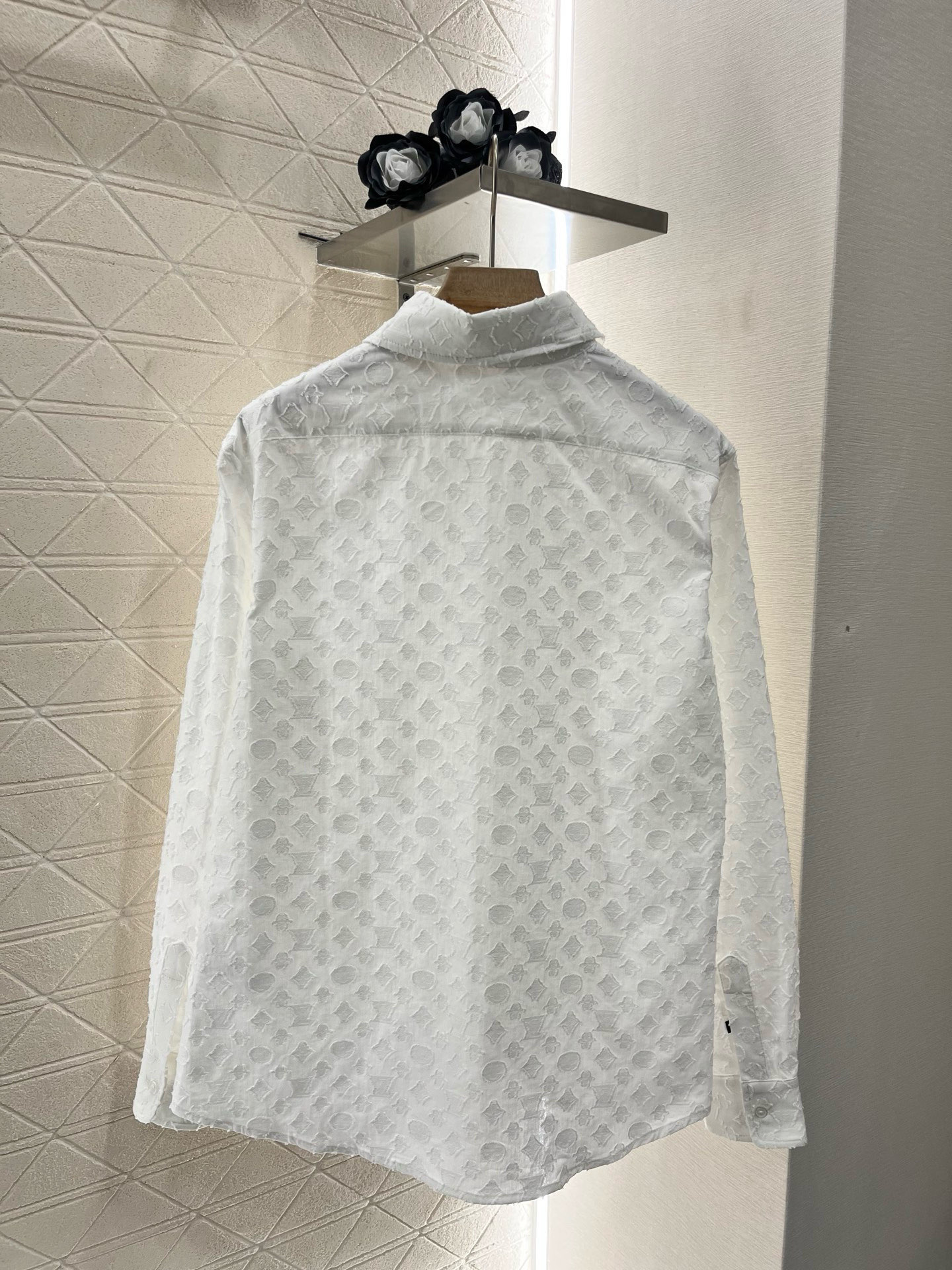 ♥Louis Vuitto*♥2025新品上架
     提花衬衫半裙套装
定制YB斜纹全棉材质 提花工