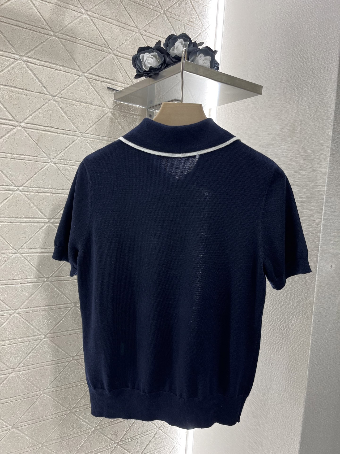 ♥Valentin*♥2025新品上架
     翻领𝑃𝑜𝑙𝑜樱桃上衣
定制YB羊毛纱线织造 舒适软糯 
