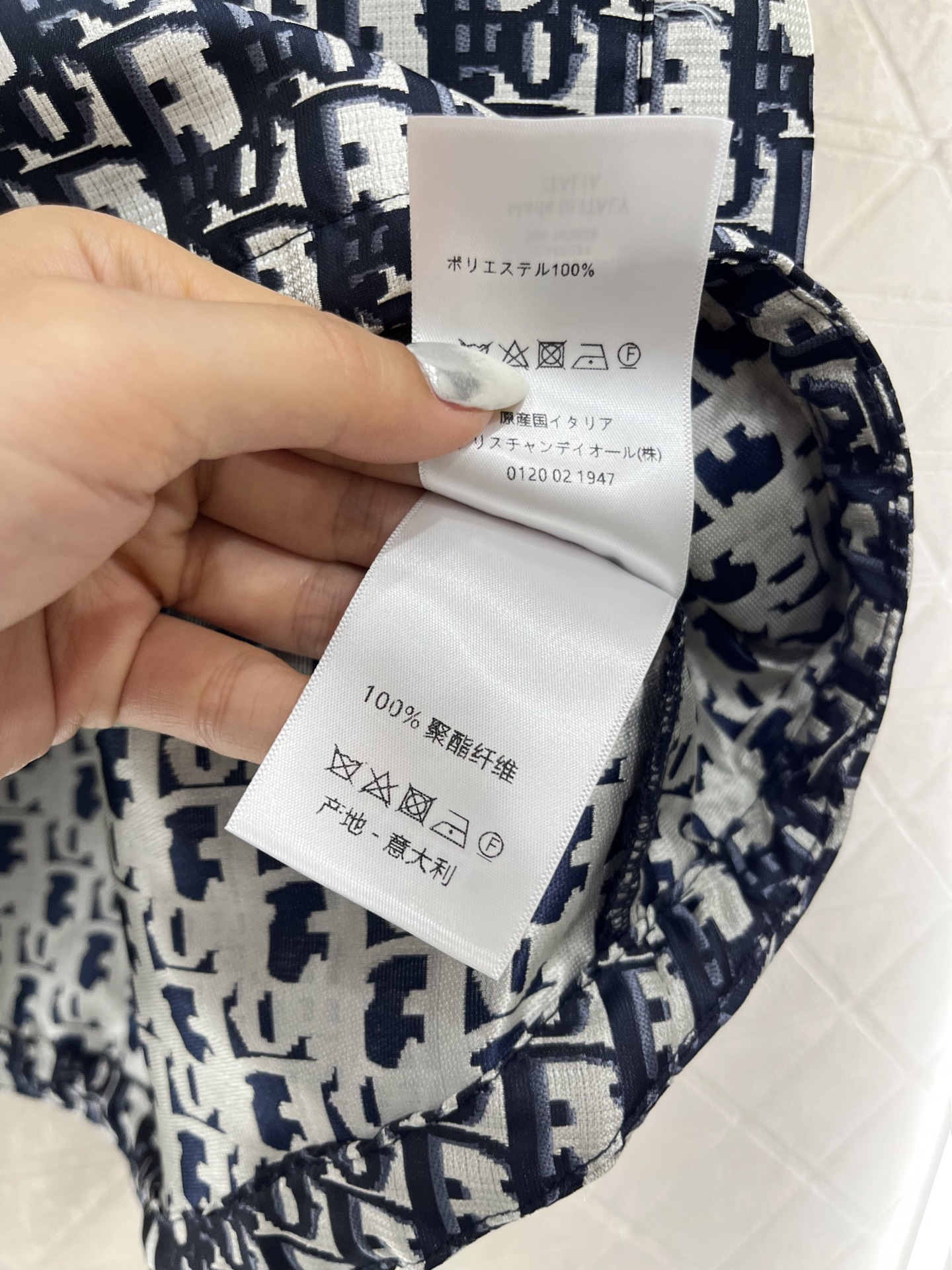 ♥Dio*♥2025新品上架
  提花连帽上衣短裤套装
定制YB进口提花材质 质感高级 立挺有型 连帽抽