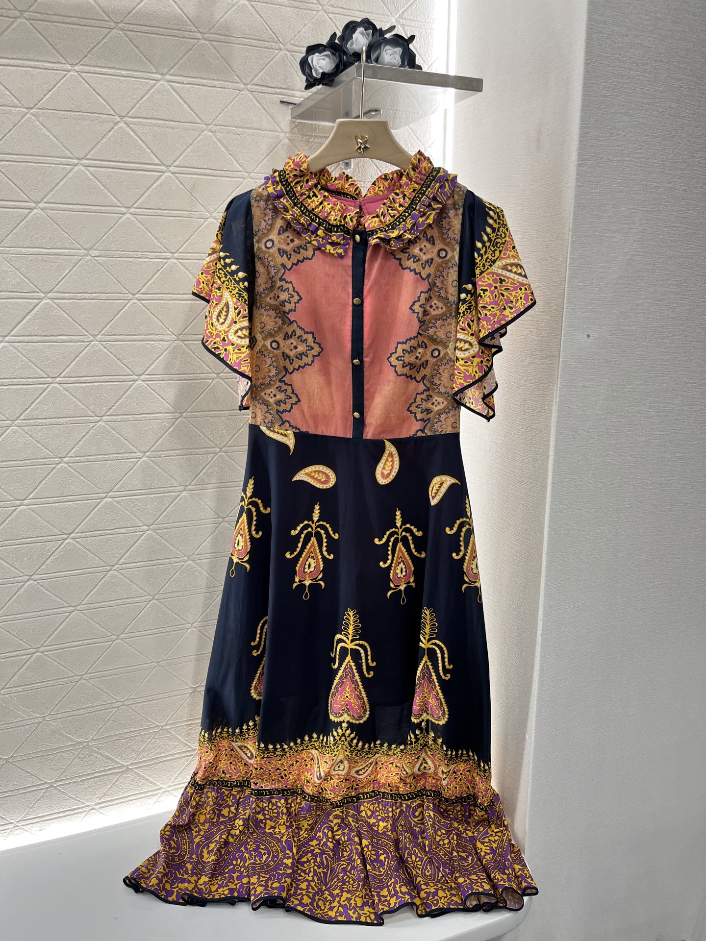♥Valentin*♥2025新品上架
      印花宫廷连衣裙
定制YB进口斜纹稠材质 质感透气 光