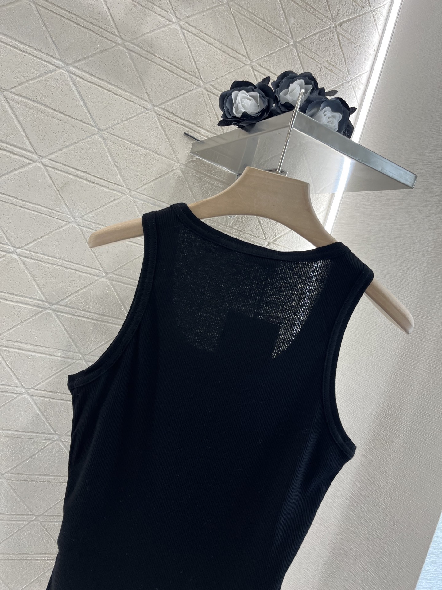 ♥Burberr*♥2025新品上架
     格纹抽绳全棉背心
定制YB原生全棉材质 质感高级舒适 全