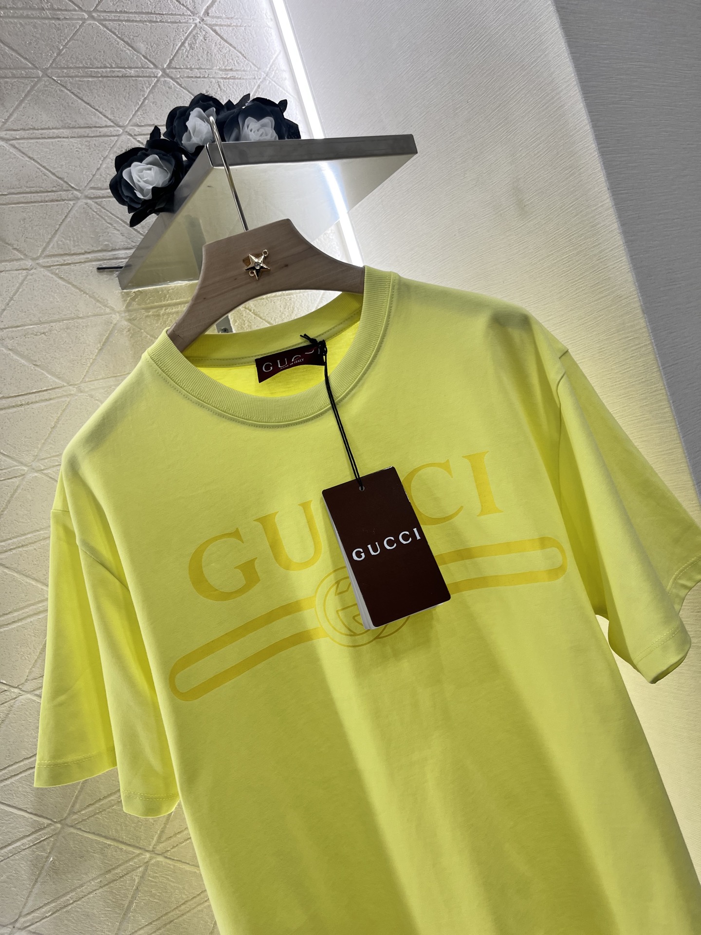 ♥Gucc*♥2025新品上架
      印花圆领𝑇𝑒𝑒
定制YB原生全棉材质 透气舒适 质感十足 宽