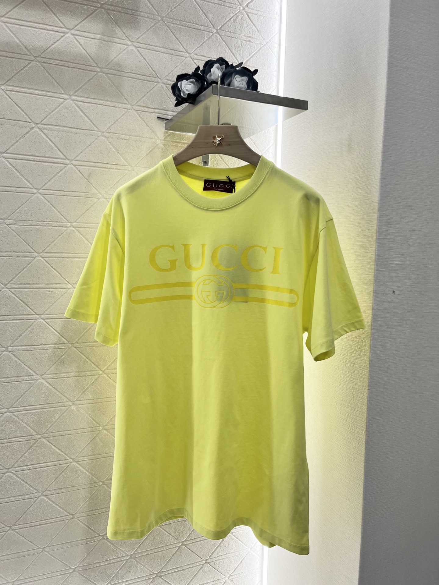 ♥Gucc*♥2025新品上架
      印花圆领𝑇𝑒𝑒
定制YB原生全棉材质 透气舒适 质感十足 宽