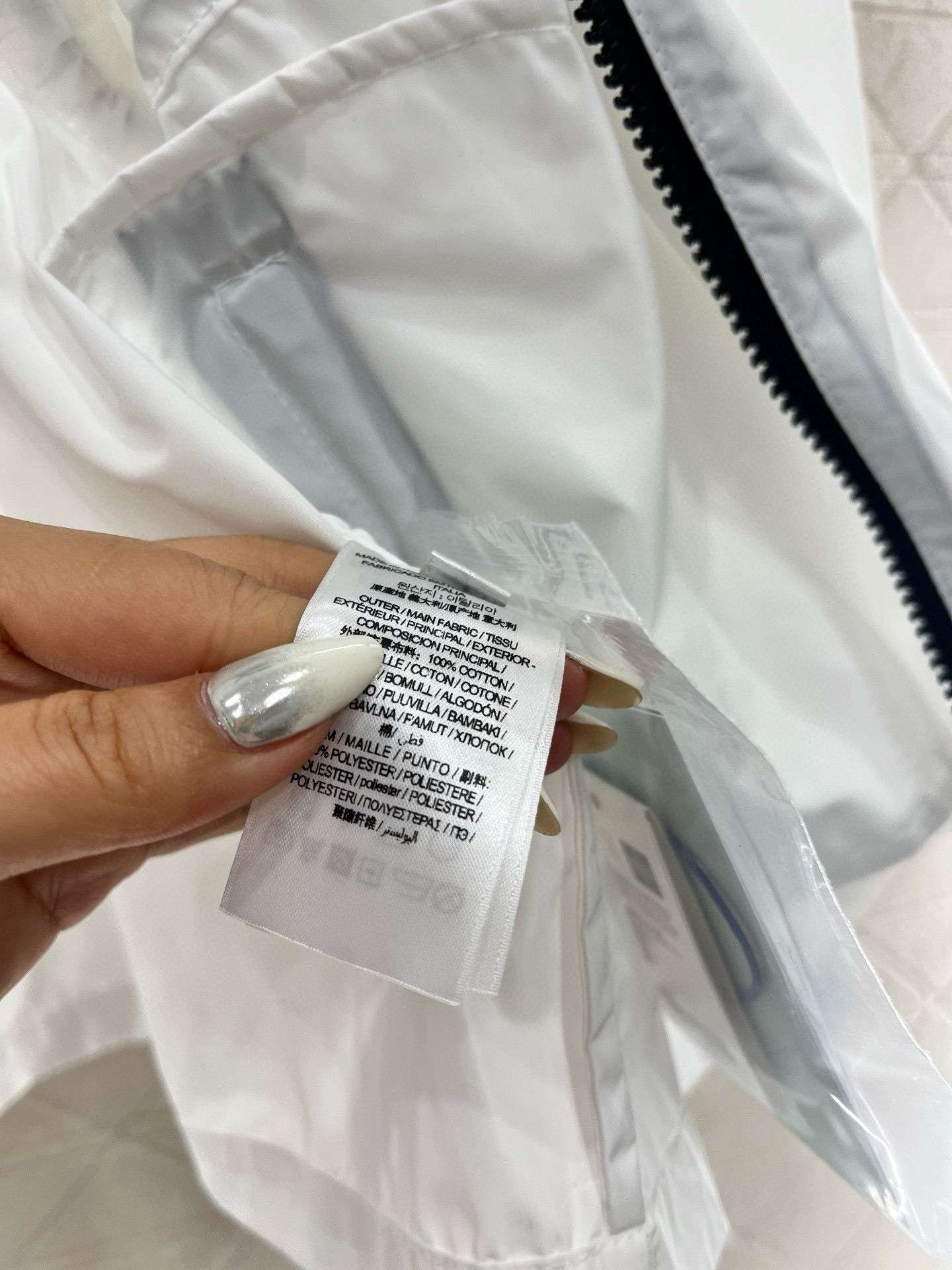 ♥Burberr*♥2025新品上架
    连帽外套格纹短裤套装
定制YB进口防风防水尼龙材质 质感高