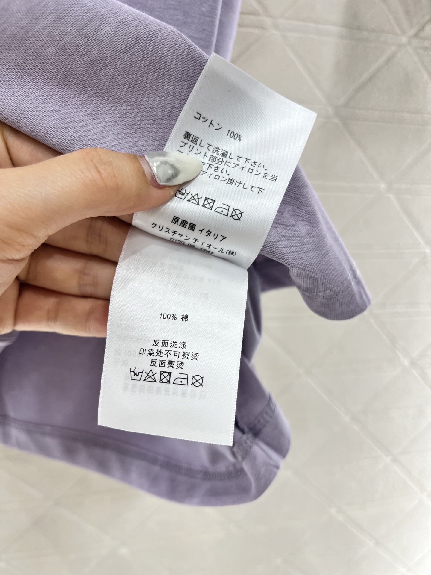 ♥Saint Lauren*♥2025新品上架
       圆领印花徽标𝑇𝑒𝑒
定制YB原生全棉材质 