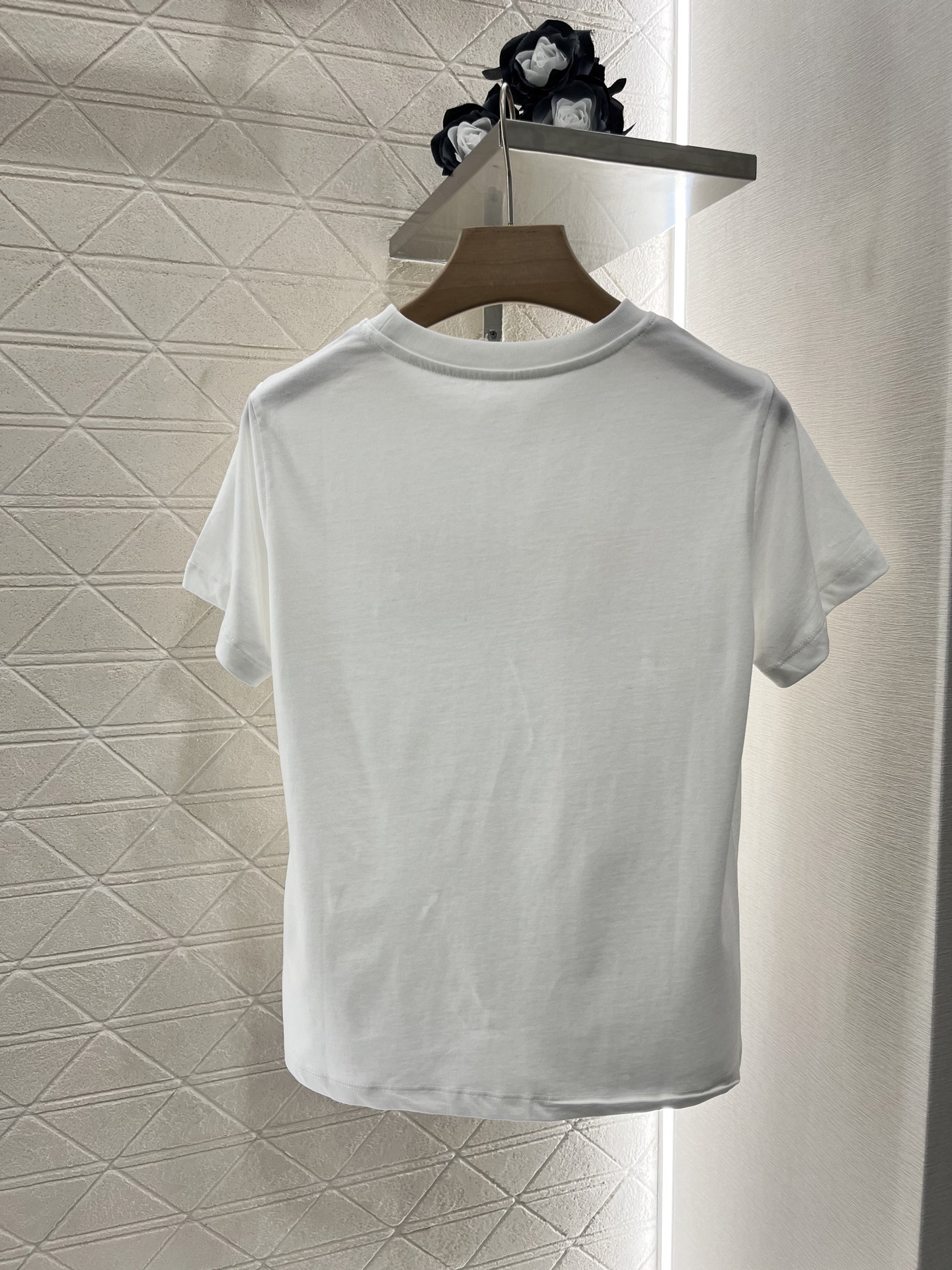 ♥Saint Lauren*♥2025新品上架
       圆领印花徽标𝑇𝑒𝑒
定制YB原生全棉材质 