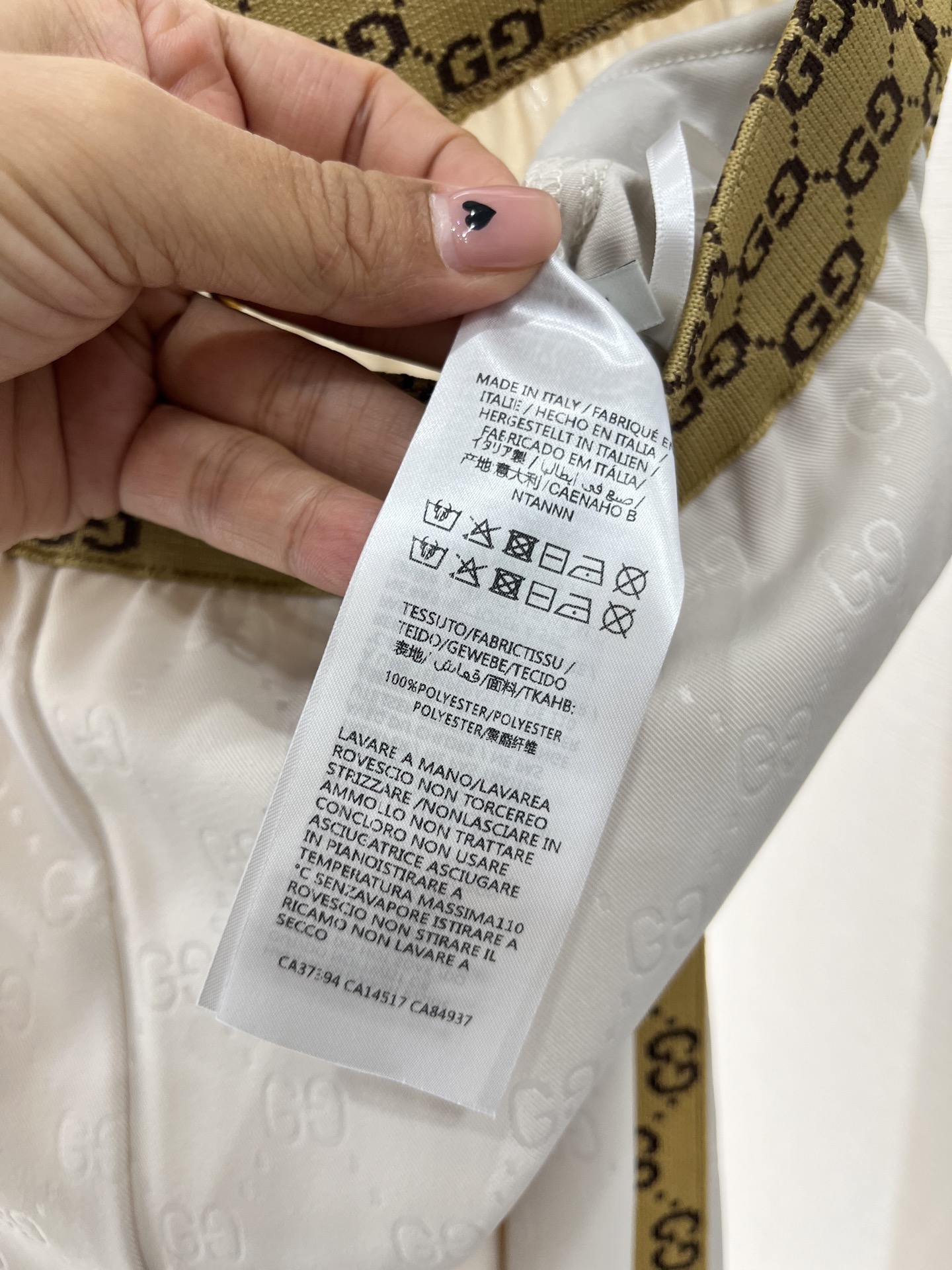 ♥Gucc*♥2025新品上架
    提花织带烧花长裤
定制YB进口材质 质感高级 垂顺有型 直筒长裤