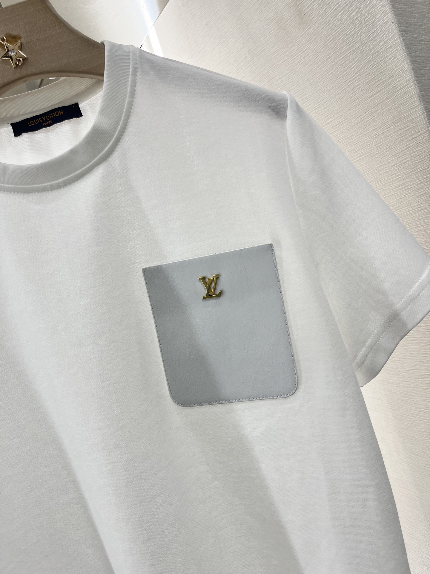 ♥Louis vuitto*♥2025新品上架
   圆领上衣印花长裤套装
定制YB斜纹全棉➕斜纹稠材质