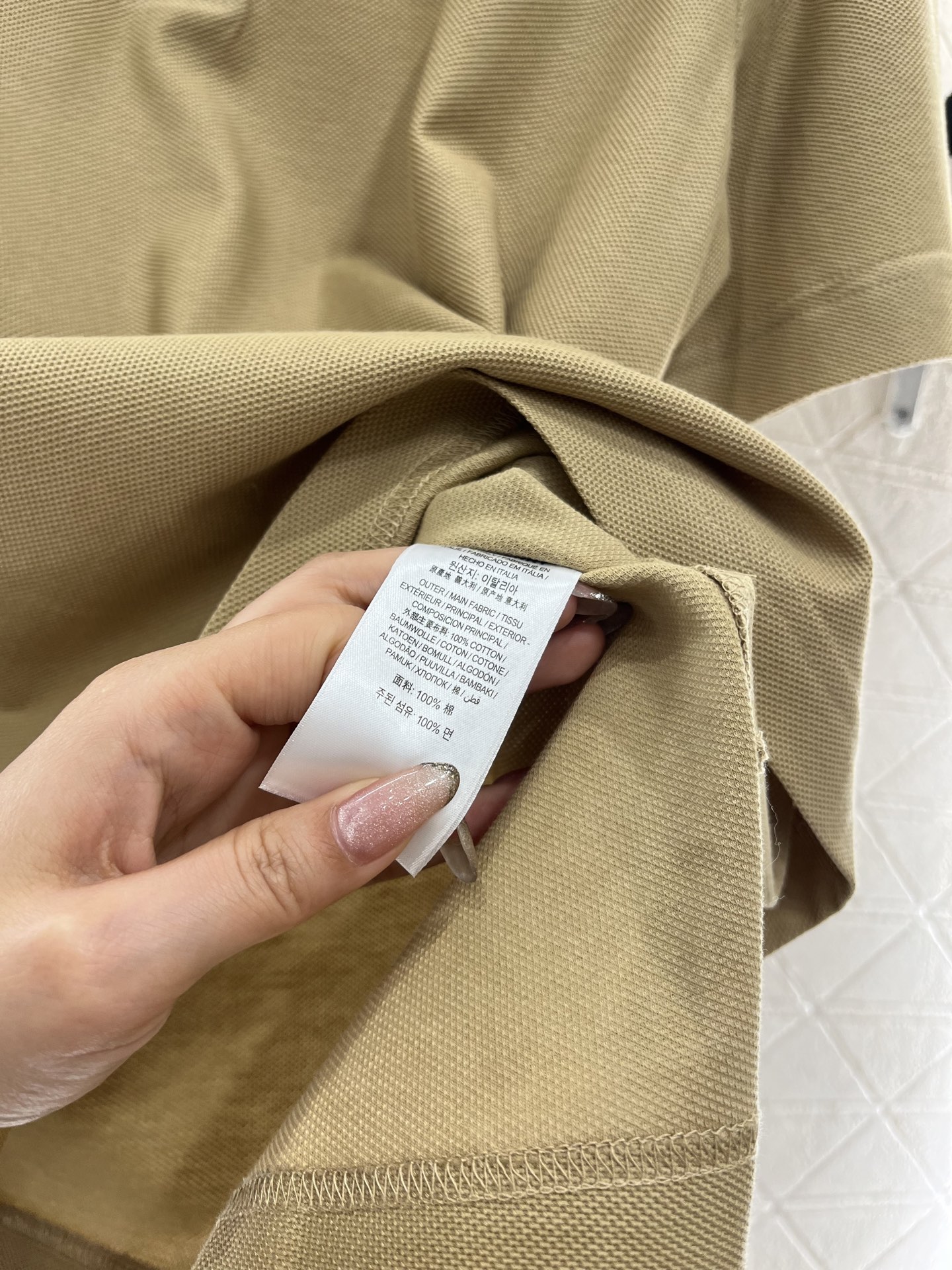 ♥Burberr*♥2025新品上架
    刺绣翻领𝑝𝑜𝑙𝑜上衣
定制YB朱地全棉材质 自带孔洞 透气