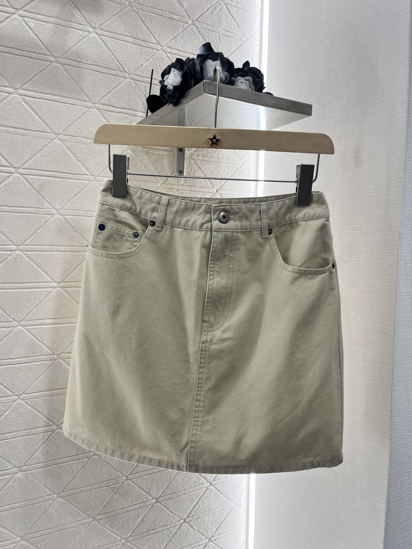 Fashionable Women’s Suit Set: P690 Coats, P529 Semi-Skirts, and BBr*2025 New Product - 图片 7