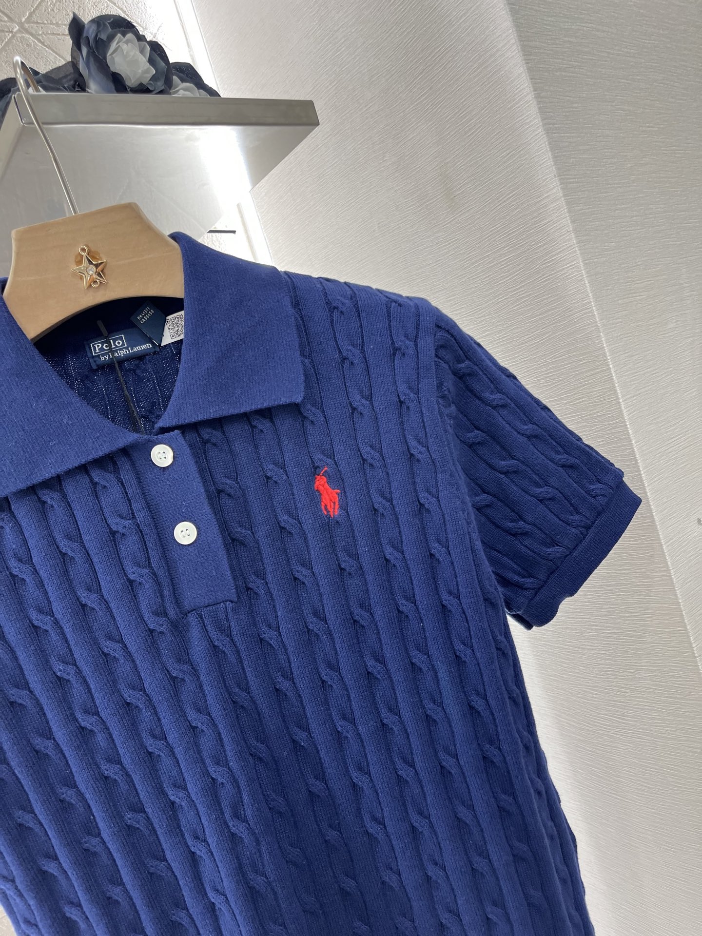 ♥Ralph Laurrn*♥2025新品上架
      针织翻领短袖
定制YB羊毛纱线织造 透气舒适