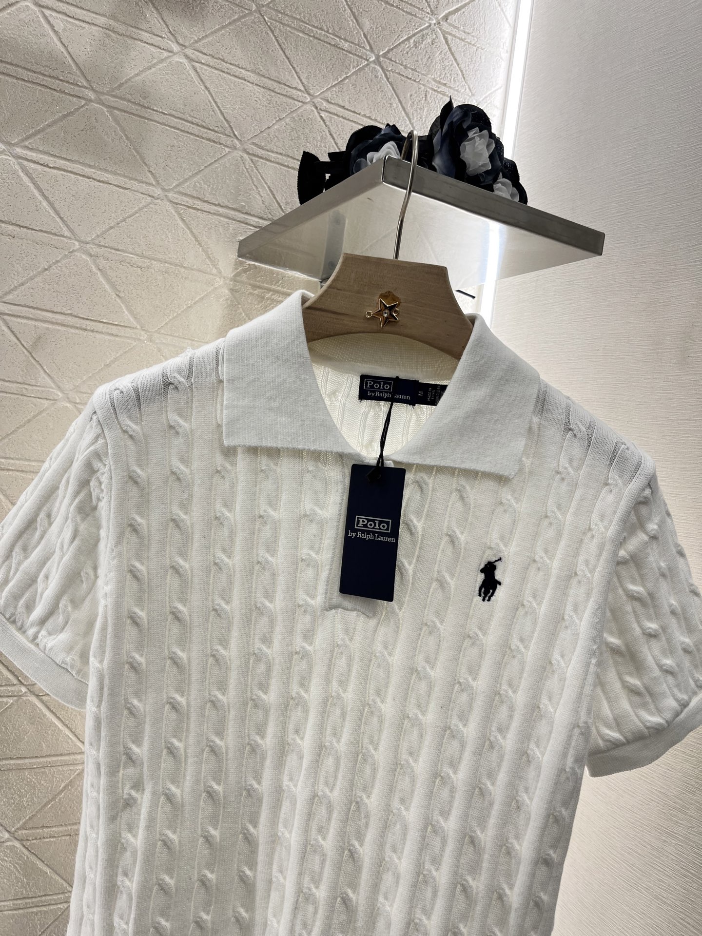 ♥Ralph Laurrn*♥2025新品上架
      针织翻领短袖
定制YB羊毛纱线织造 透气舒适