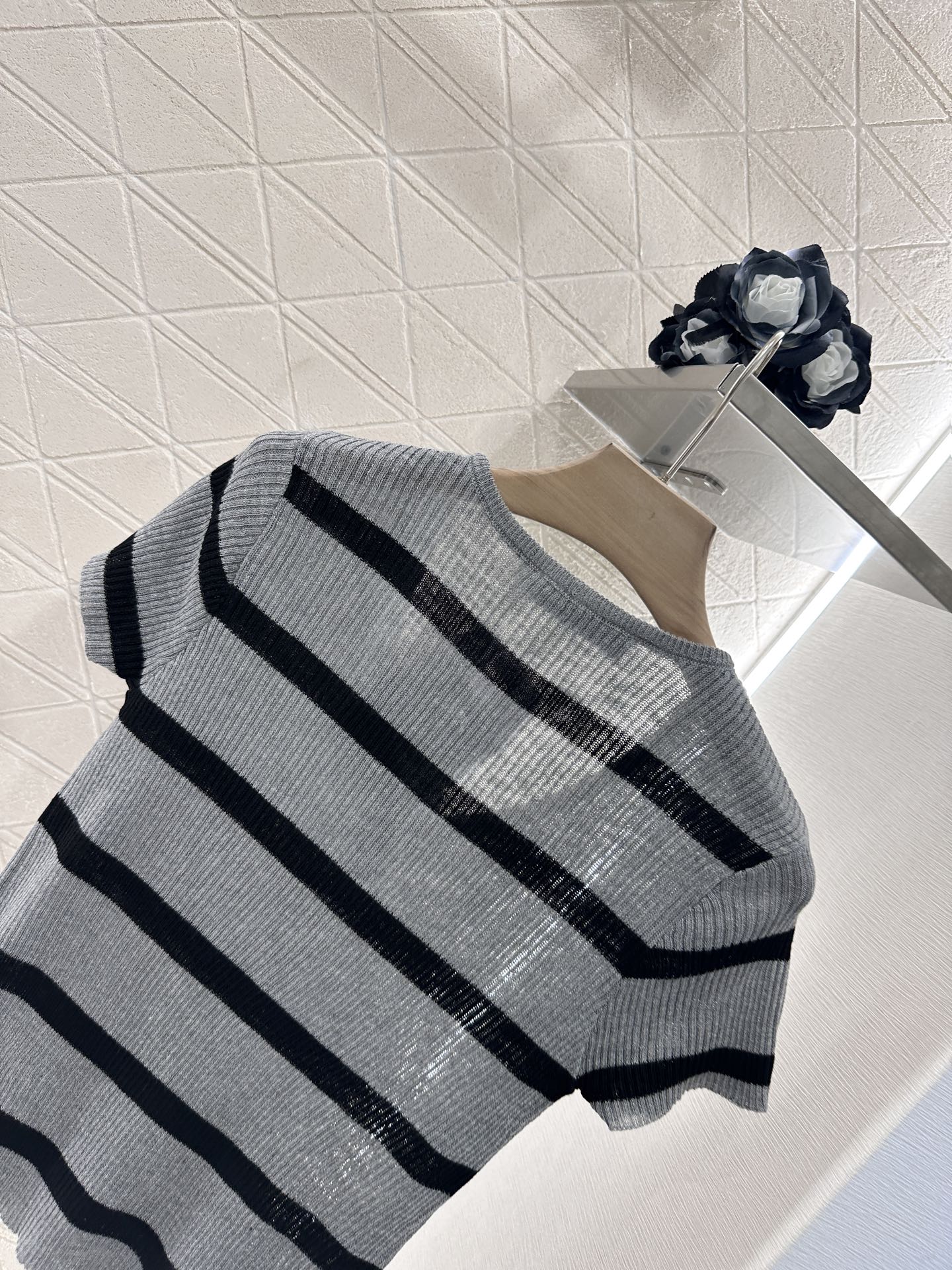 Dior Striped Knit Short Sleeve Top - Soft, Comfortable Silk Blend Yarn 5 i1746635101015 9504 0 3