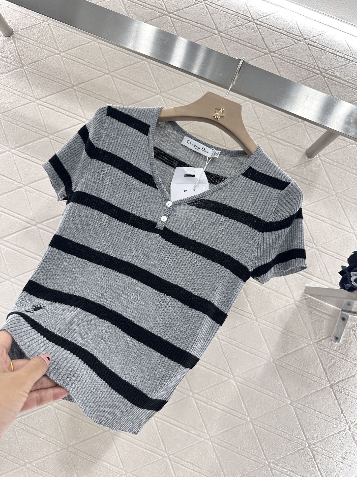 Dior Striped Knit Short Sleeve Top - Soft, Comfortable Silk Blend Yarn 7 i1746635101881 7379 0 5