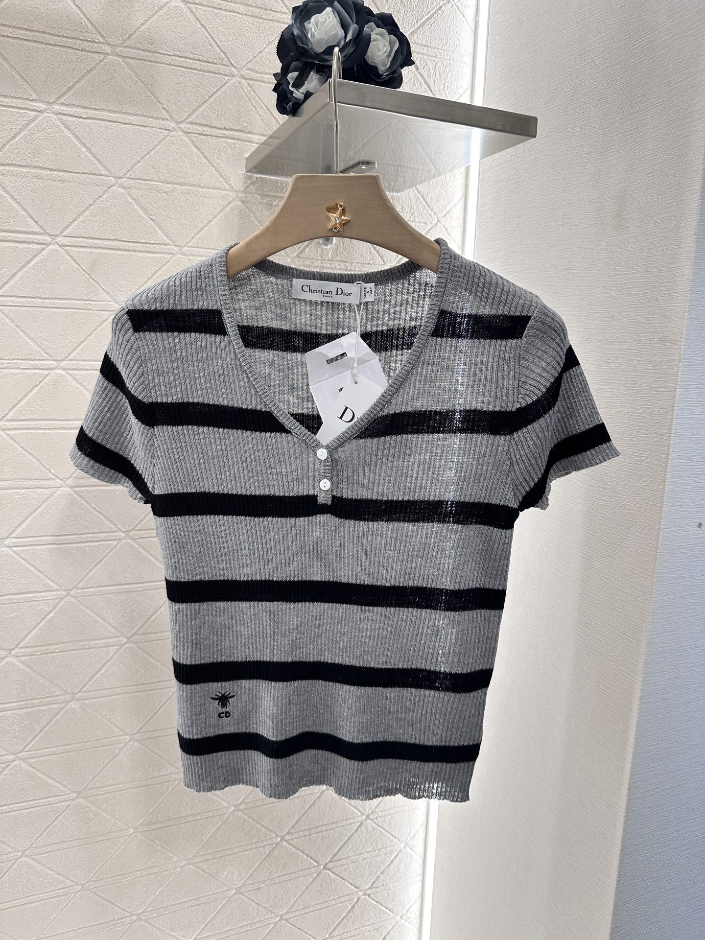 Dior Striped Knit Short Sleeve Top - Soft, Comfortable Silk Blend Yarn 1 i1746635101987 8852 0 0