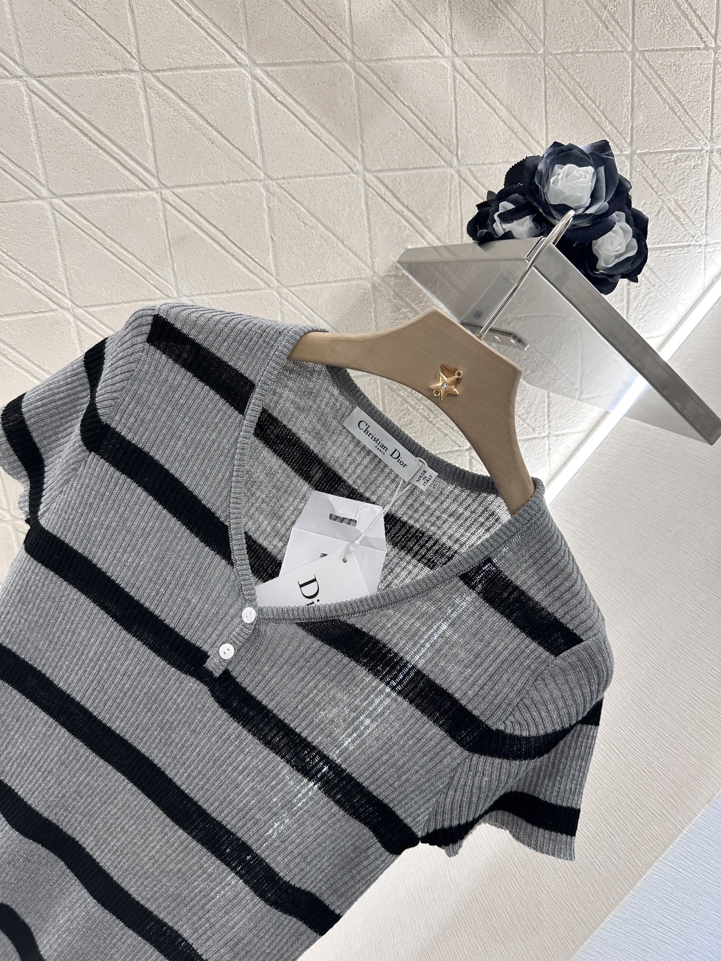 Dior Striped Knit Short Sleeve Top - Soft, Comfortable Silk Blend Yarn 4 i1746635102040 5955 0 2