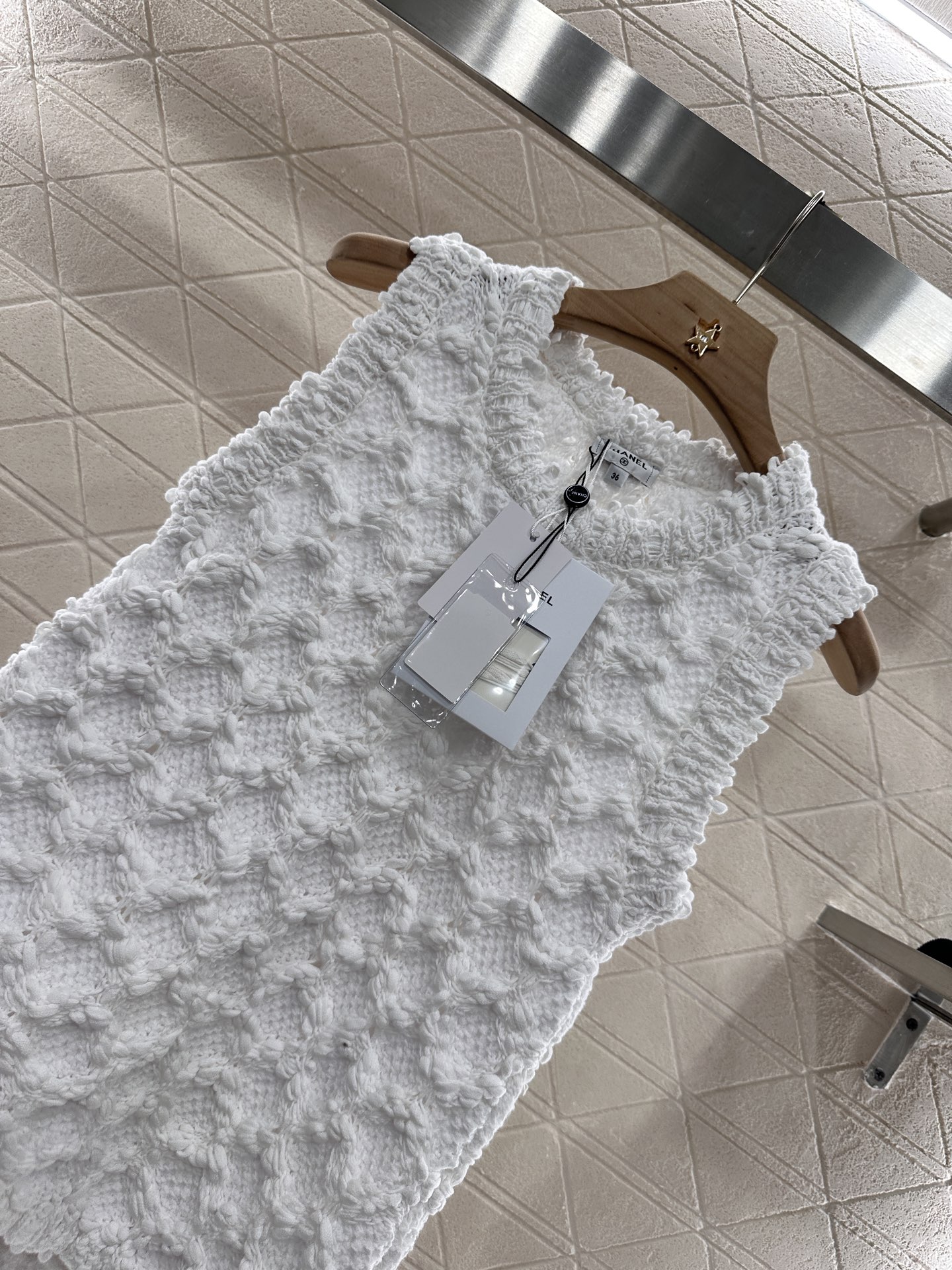 Chanel 2025 White Hand-Woven Knit Vest - Soft, Comfortable, and Stylish 8 i1746635256543 7548 0 7