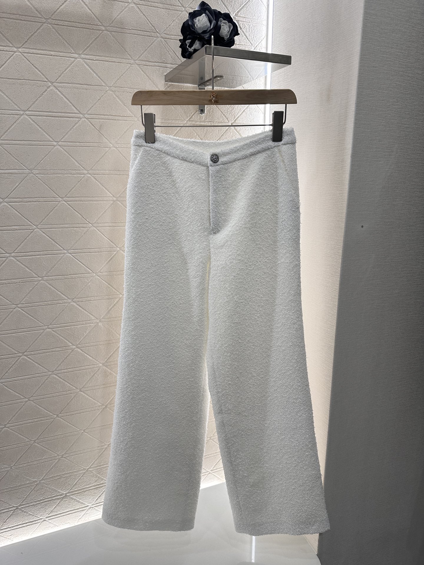 Chanel Women's White Wool Blend High-Waisted Straight-Leg Trousers 1 i1746635448540 9843 0 0