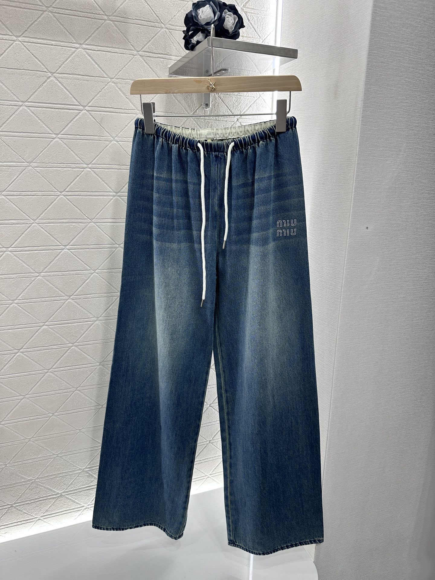 Miu Miu Women's Retro Gradient Drawstring Waist Denim Jeans - Size S-L 1 i1746635670917 9029 0 0