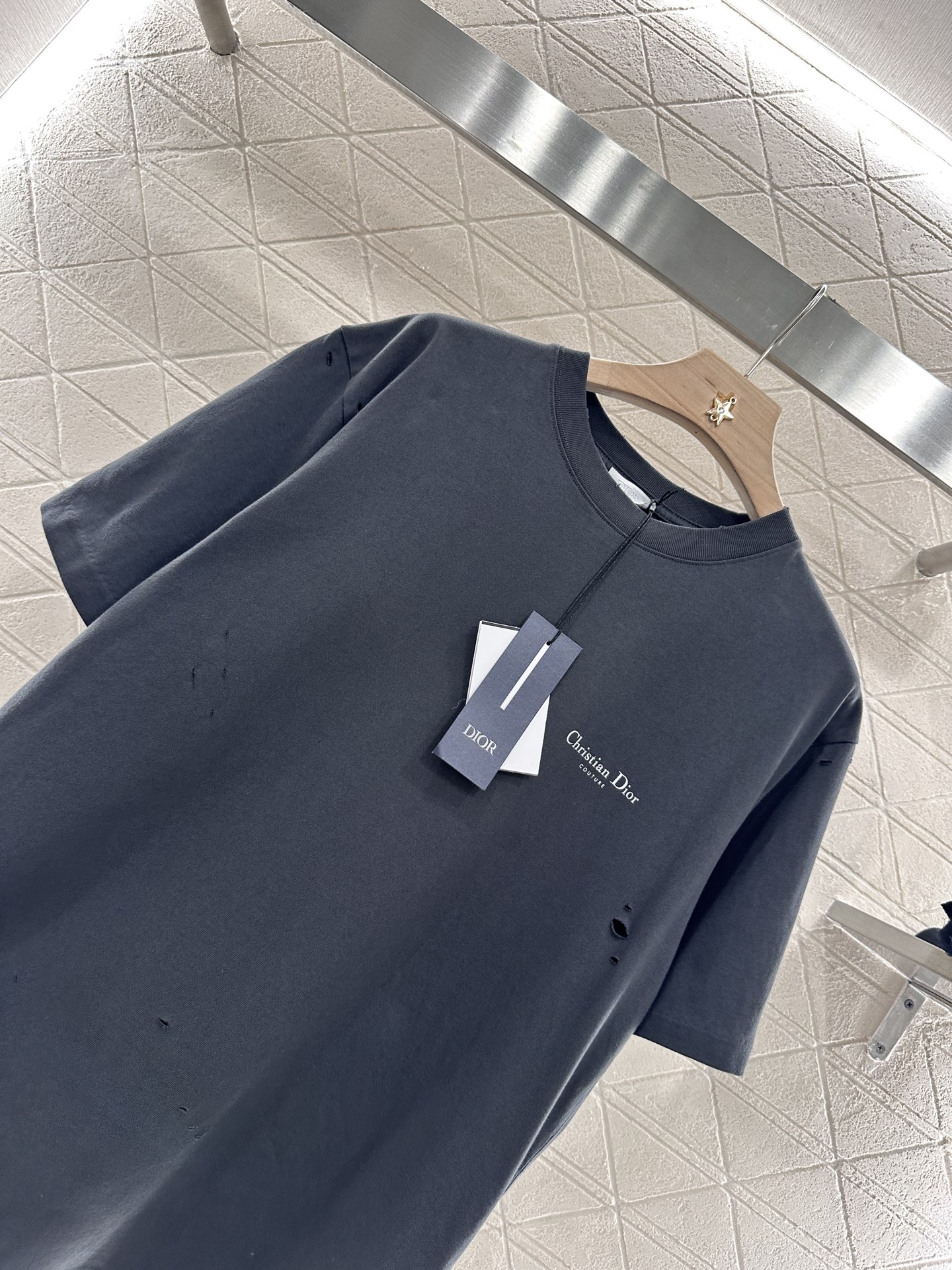 Dior 2025 New Round Neck Distressed Printed T-Shirt, Fashionable and Comfortable 7 i1746635702129 8041 0 8