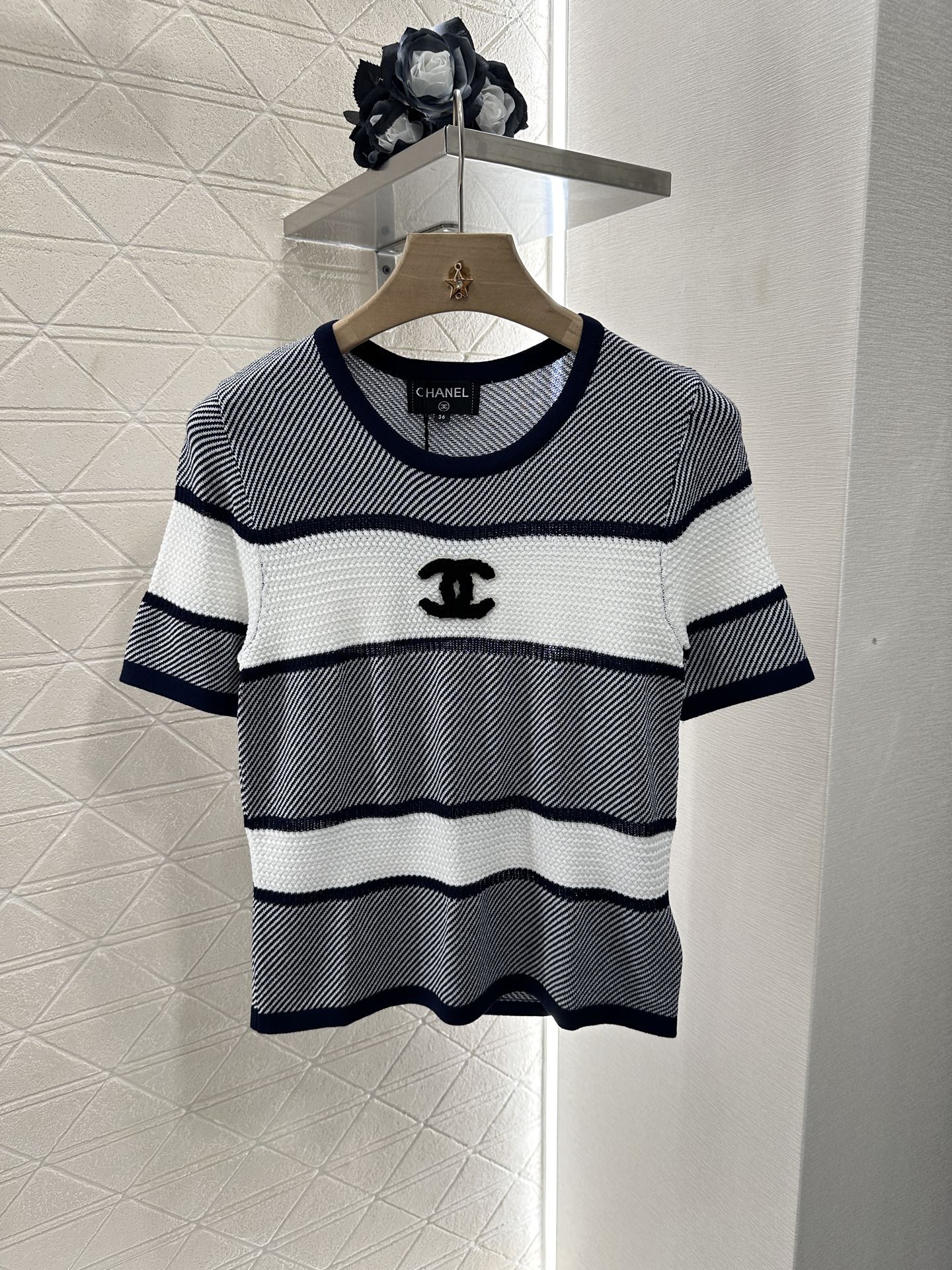 Chanel Striped Knit Short Sleeve Top - Soft, Comfortable, and Stylish 1 i1746732178356 6092 0 0
