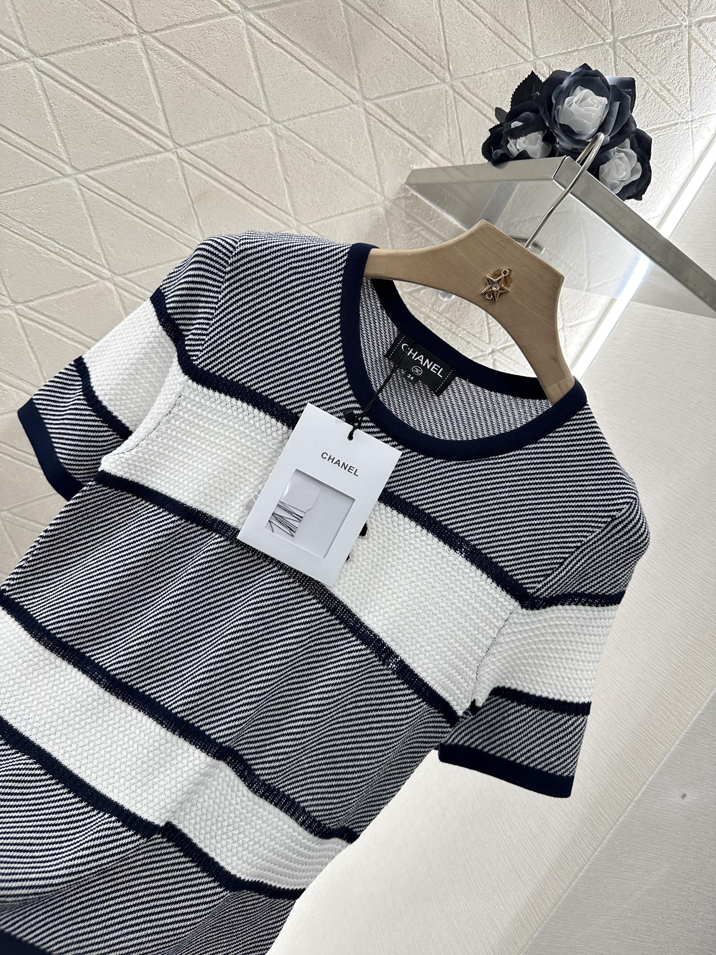 Chanel Striped Knit Short Sleeve Top - Soft, Comfortable, and Stylish 7 i1746732180744 1481 0 5