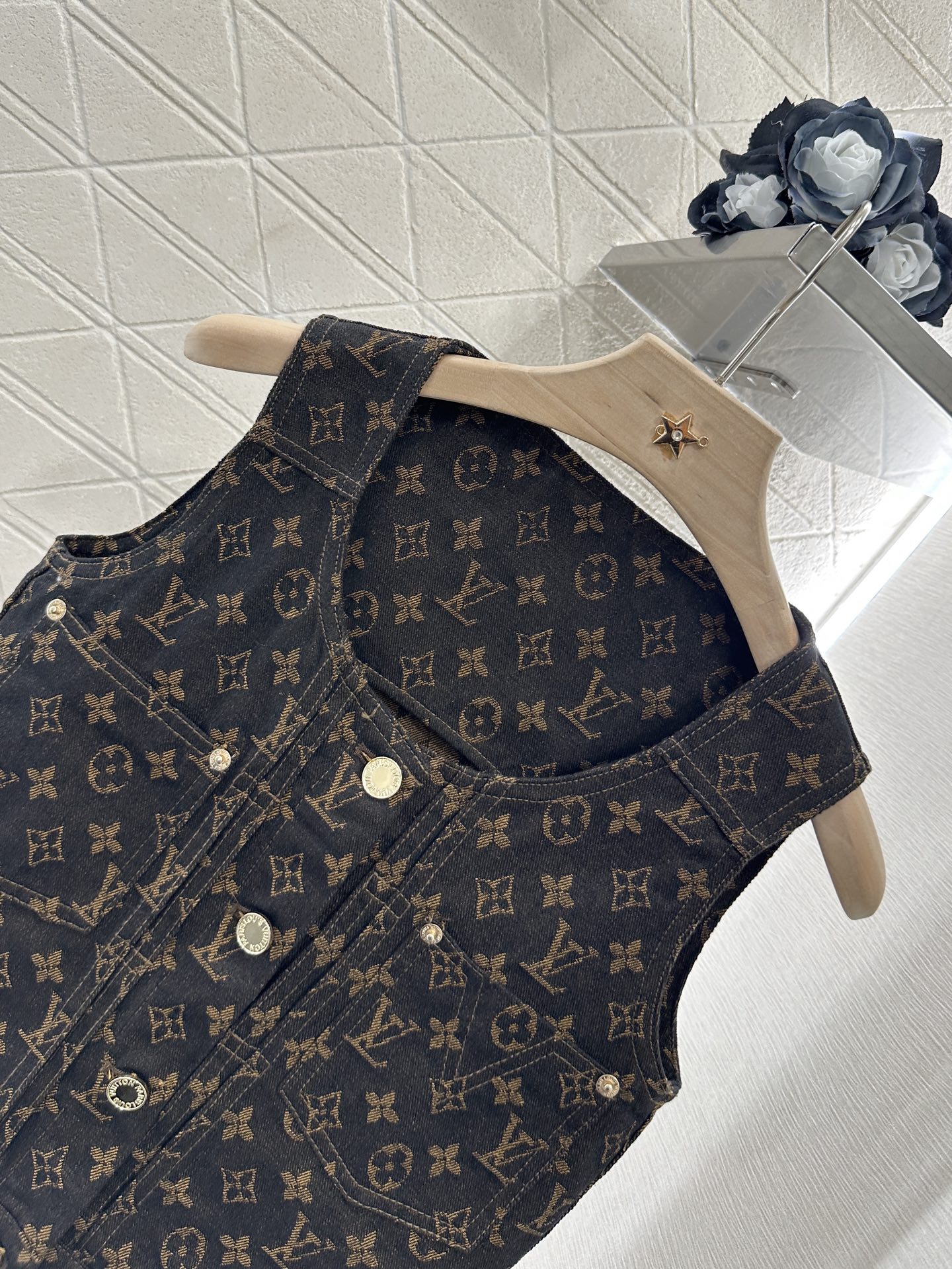 Louis Vuitton Jacquard Denim Vest, Sleeveless Button-Down Top with Monogram Design 3 i1746732698867 8393 0 2