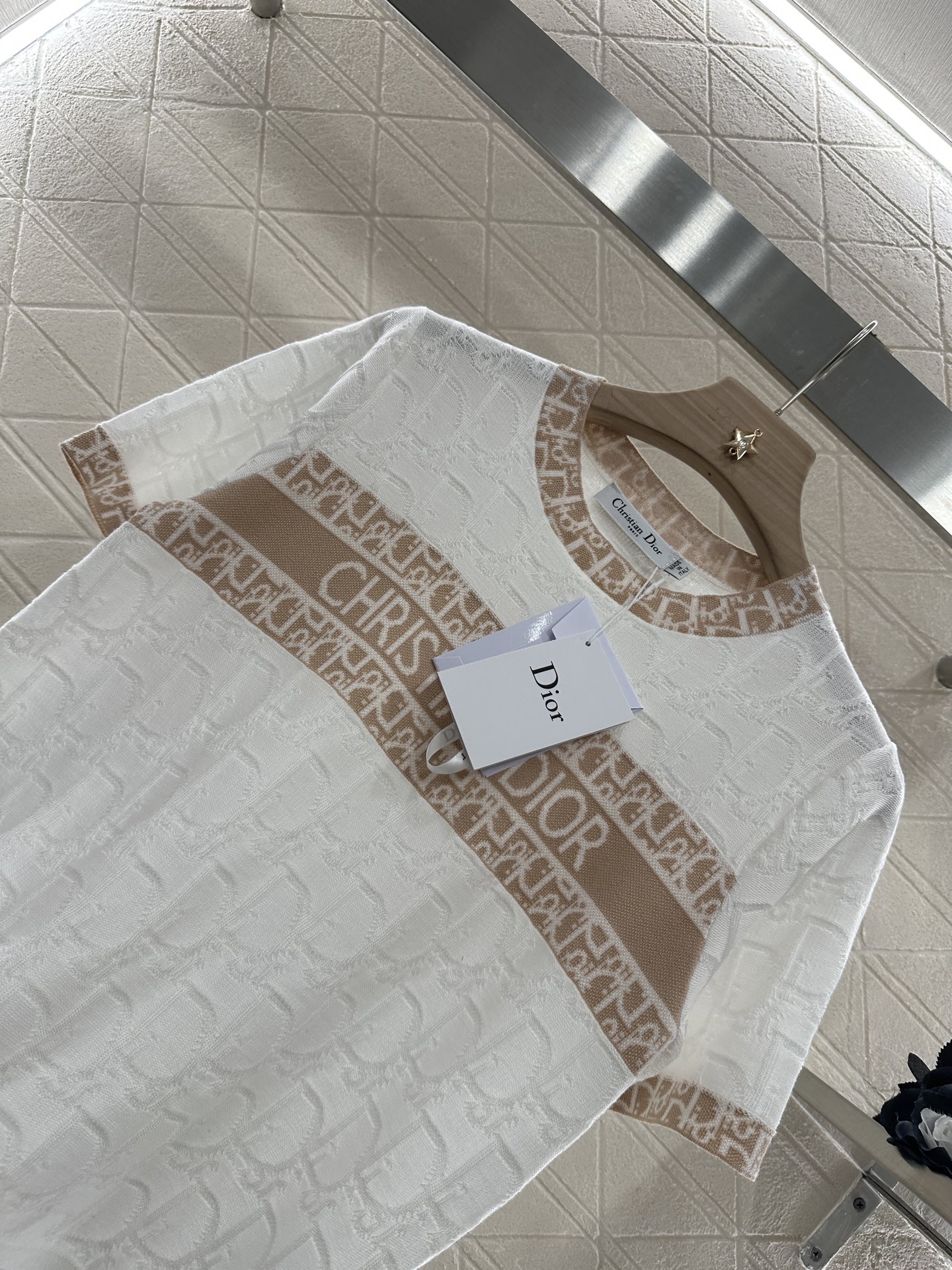 i1746812544962 1917 0 6