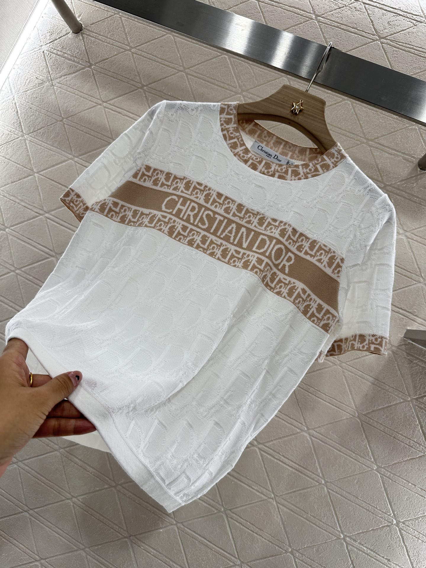 i1746812545029 2778 0 4