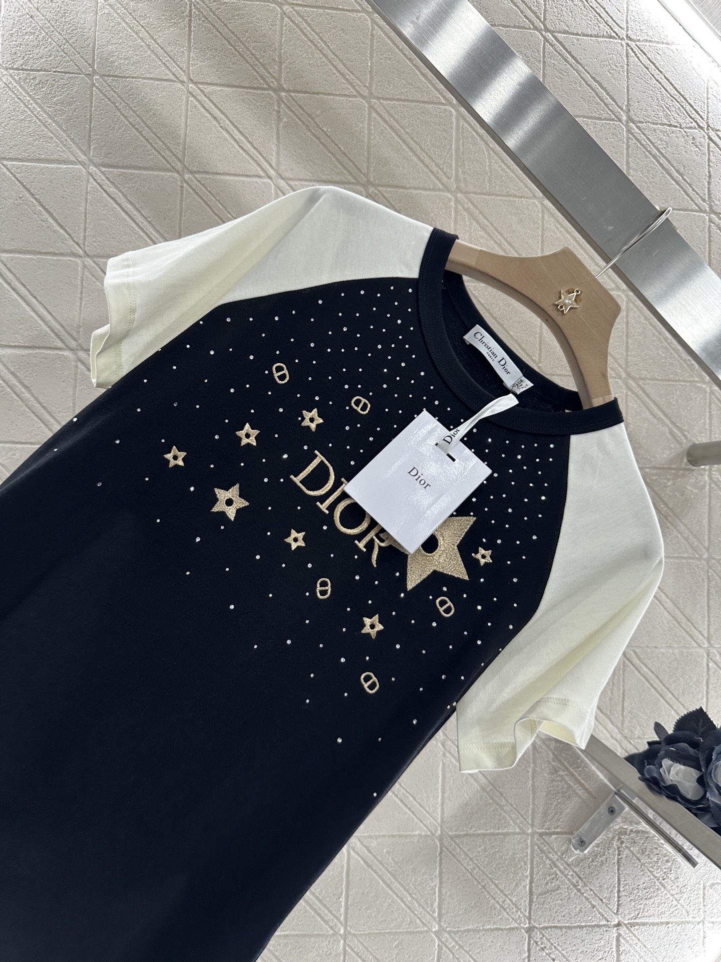 Dior Women's Black Cotton T-Shirt with Star Embroidery and Rhinestone 8 i1746812647907 623 0 6