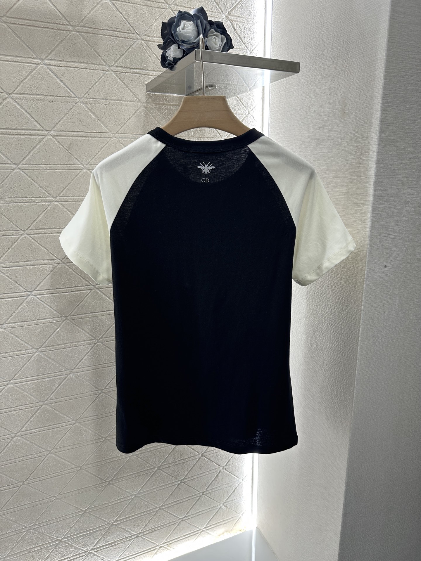Dior Women's Black Cotton T-Shirt with Star Embroidery and Rhinestone 2 i1746812649028 1493 0 1