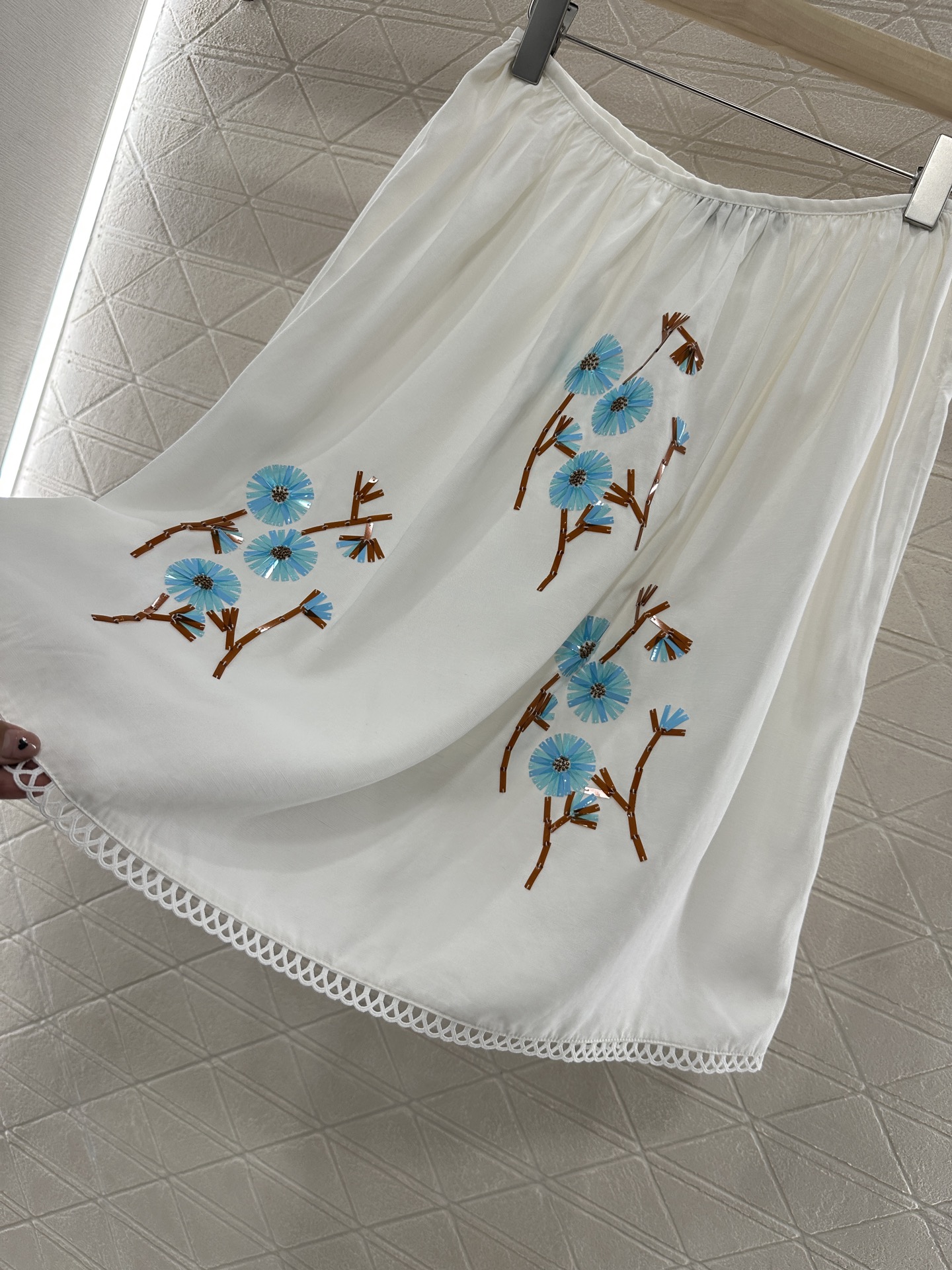 i1746812679366 2065 0 10