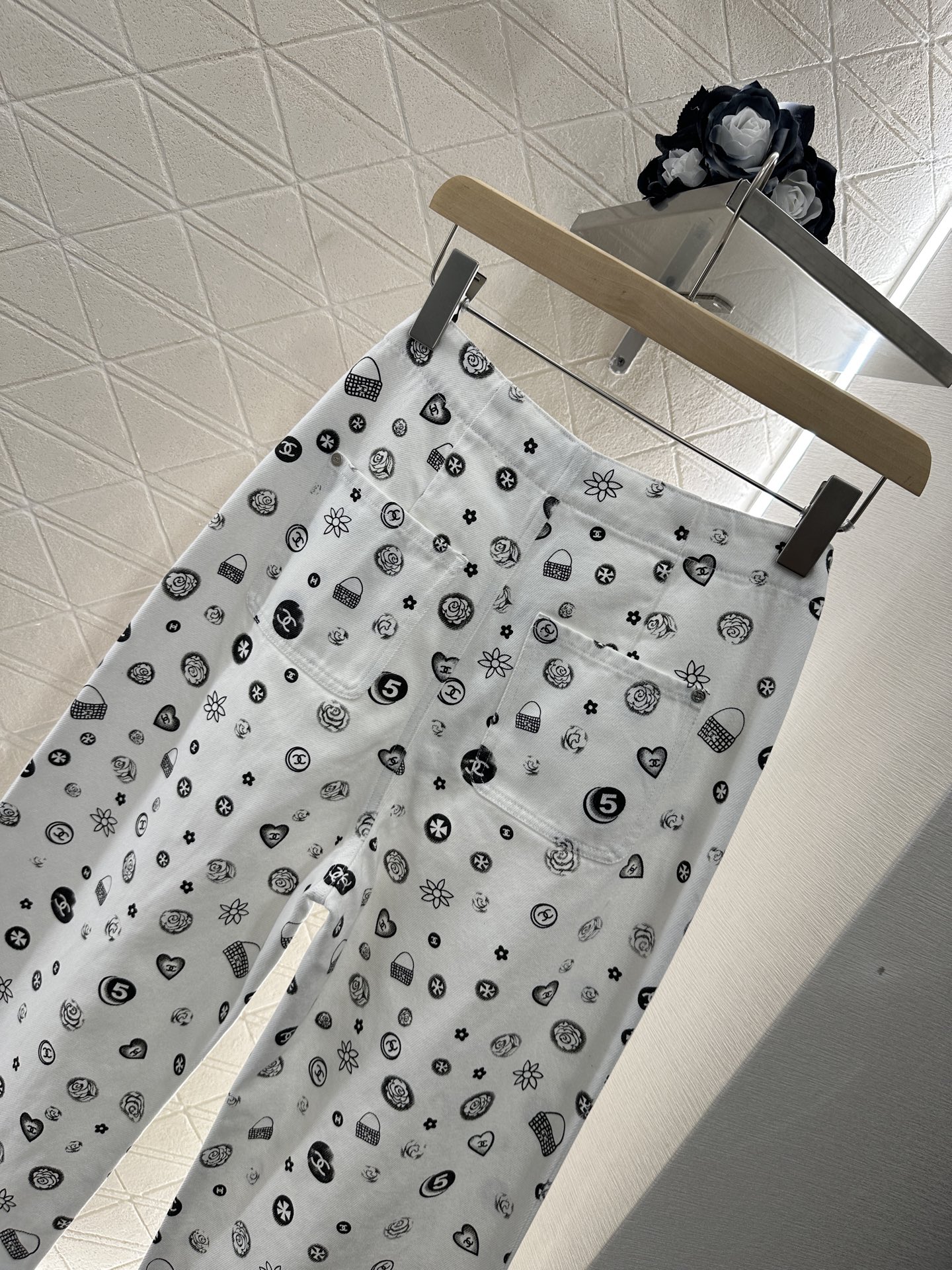 i1746812760305 1935 0 3