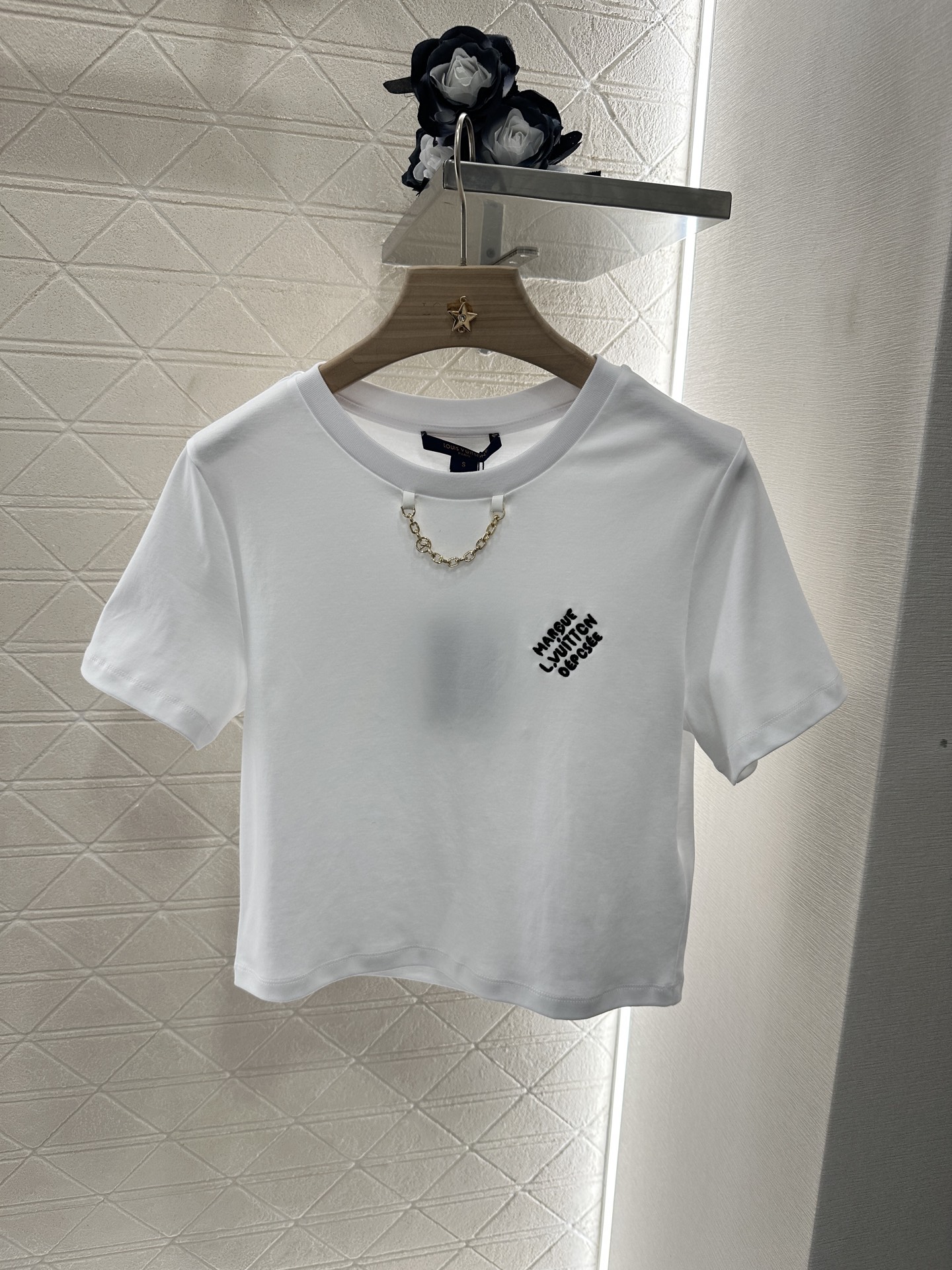 Louis Vuitton Embroidered Cropped Tee - Soft Cotton, Chic Chain Detail