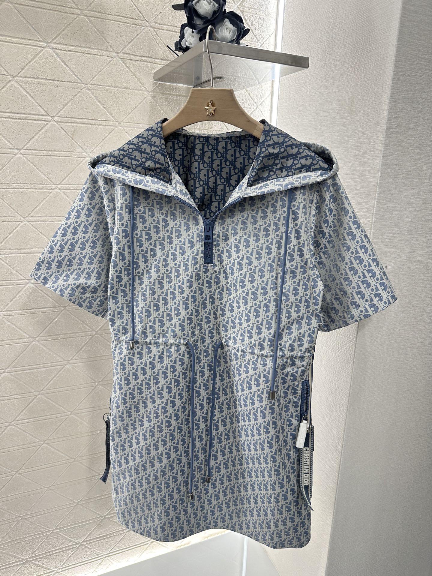 Dior 2025 Jacquard Hooded Anorak Dress - Stylish and Versatile Fashion Piece