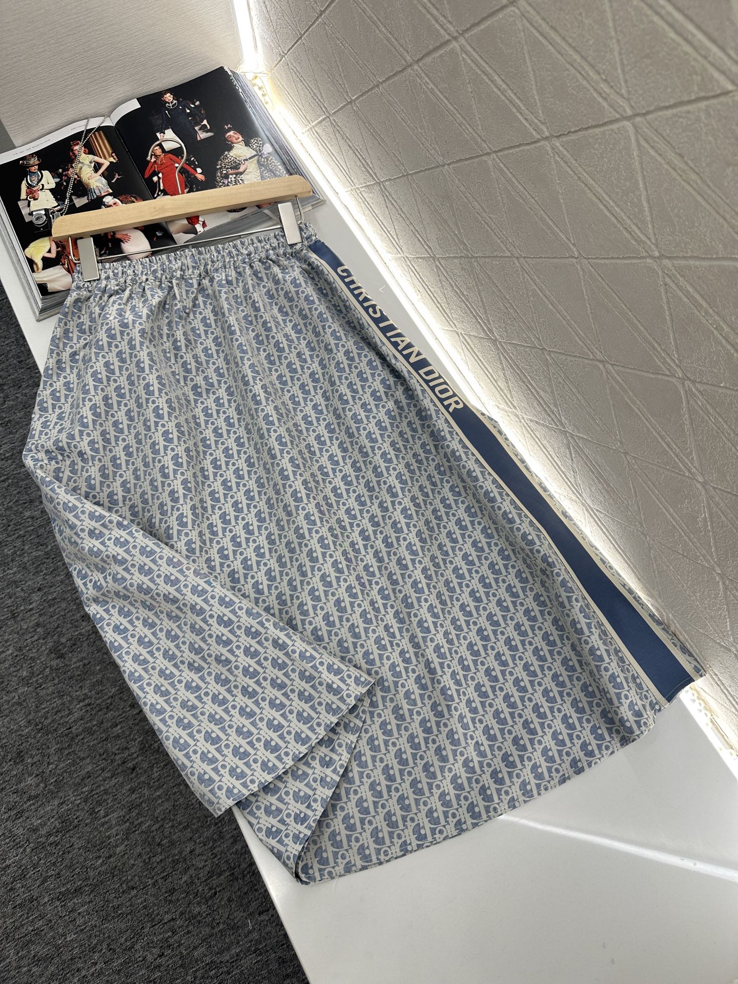 i1746896976059 15 0 6