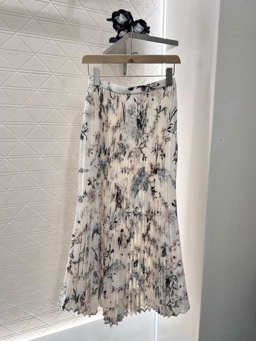 Dior Floral Print High-Waisted Midi Skirt - Elegant Pleated Silk-Cotton Blend 1 Dior Floral Print High-Waisted Midi Skirt - Elegant Pleated Silk-Cotton Blend