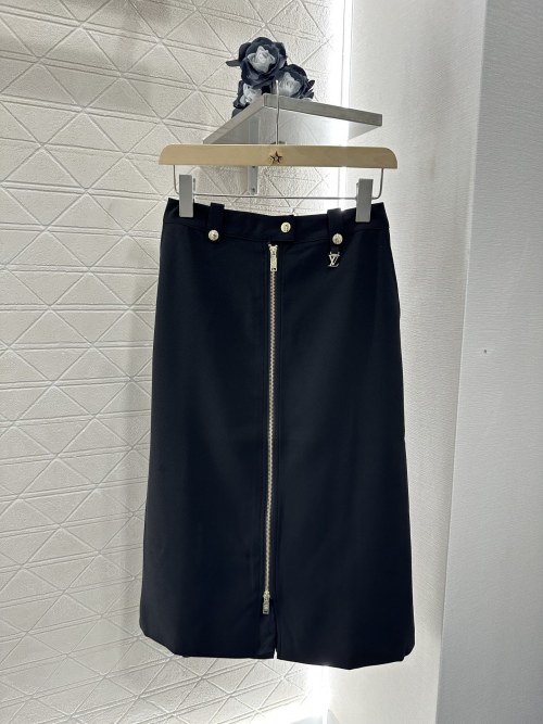 Louis Vuitton High Waist Midi Skirt with Zipper Detail - Elegant & Chic 1 Louis Vuitton High Waist Midi Skirt with Zipper Detail - Elegant & Chic