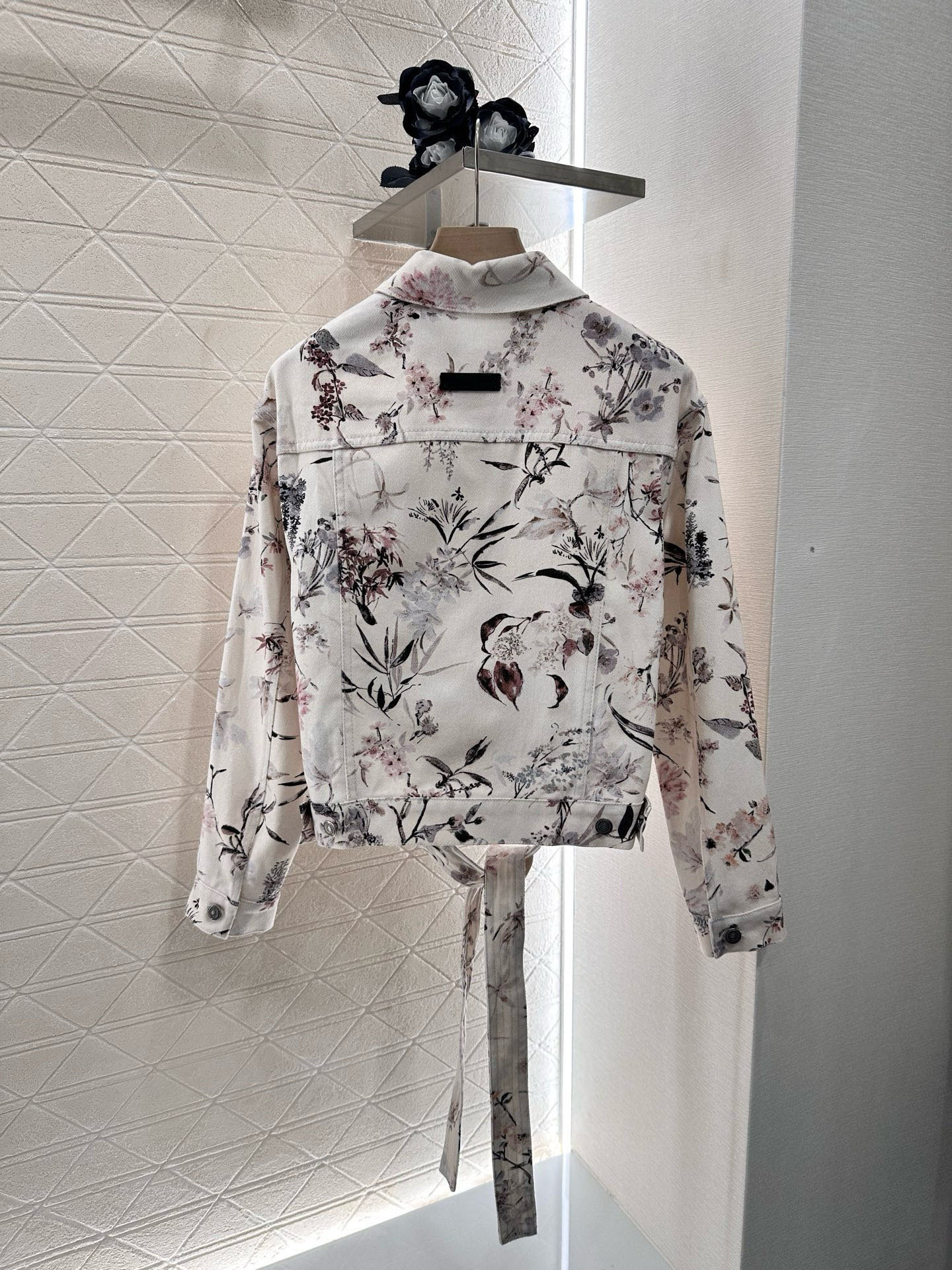 Dior Floral Print Denim Jacket with Belt, Elegant and Chic Style 2 i1747100019370 376 0 1