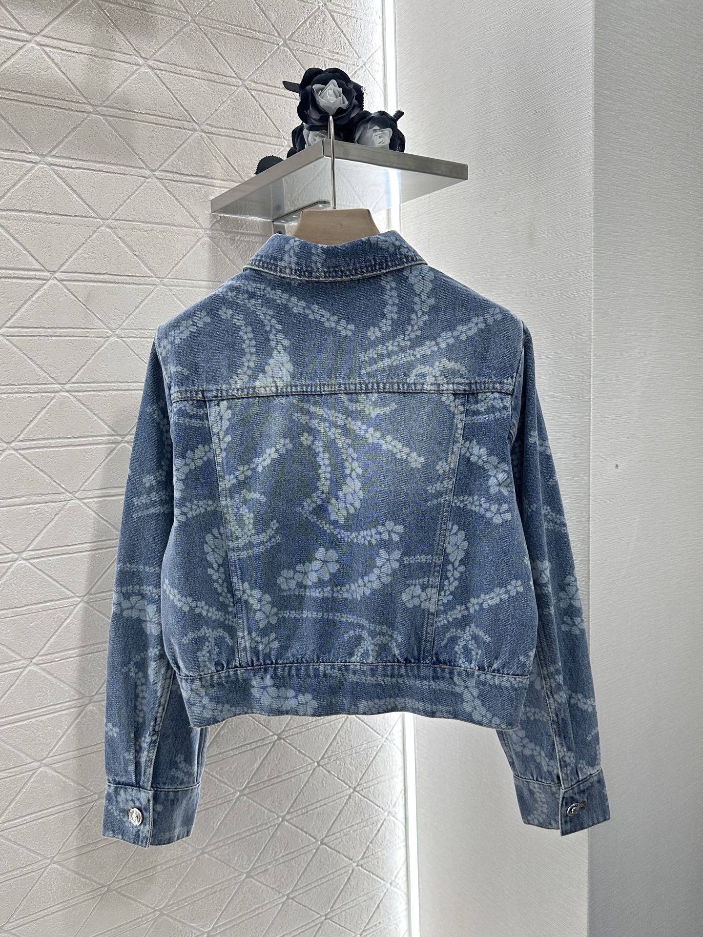 Chanel 2025 Denim Jacket & Pants Set: Laser-Printed Camellias & CC Logos 4 i1747408261732 6847 0 1