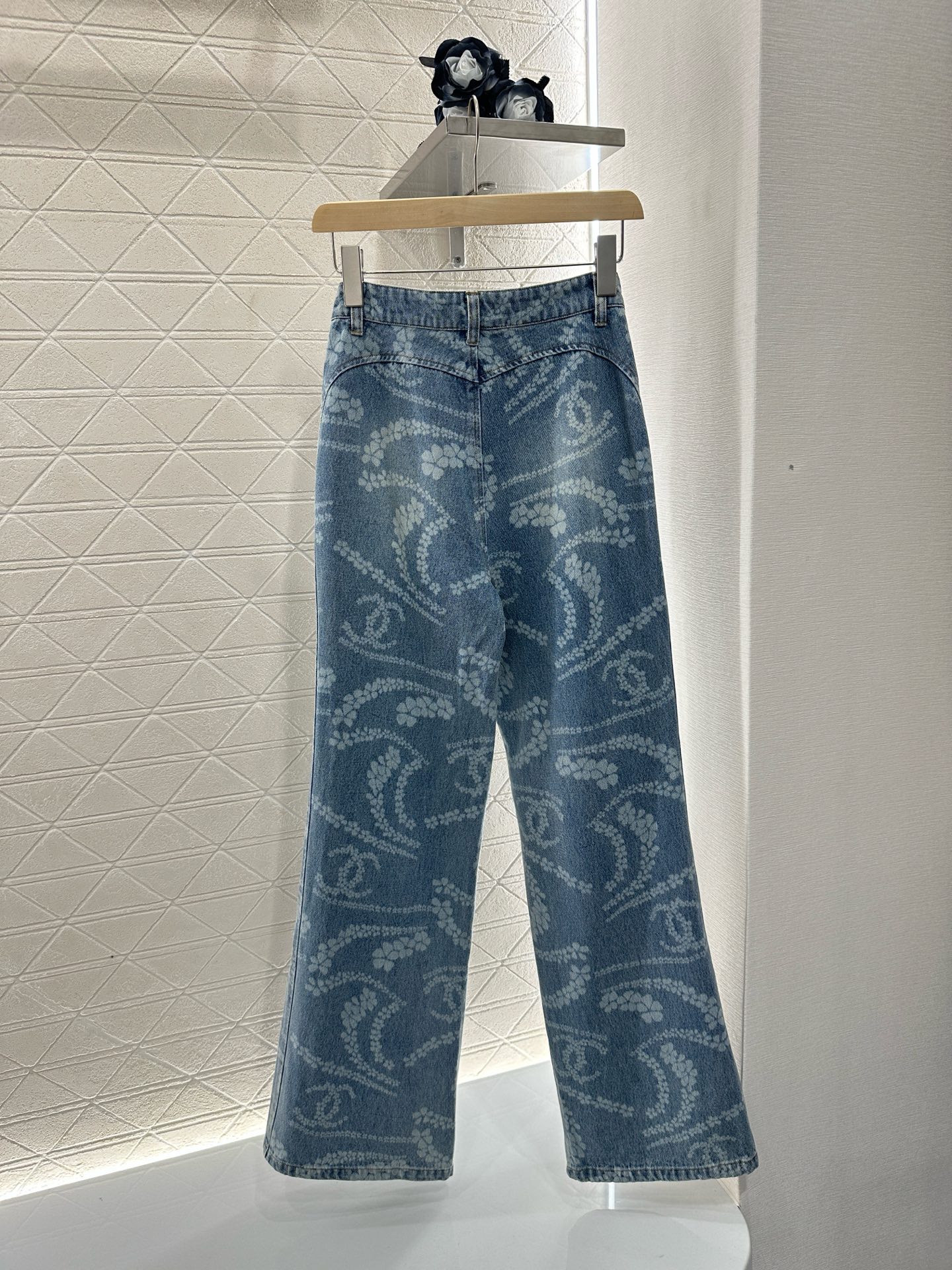 Chanel 2025 Denim Jacket & Pants Set: Laser-Printed Camellias & CC Logos 9 i1747408454244 8294 0 7