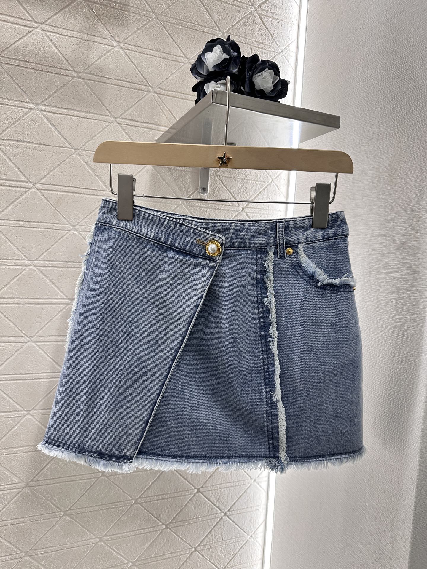 2025 Balmai Collection: Cowboy Coat and Short Skirt Suit with Custom Details - 图片 6