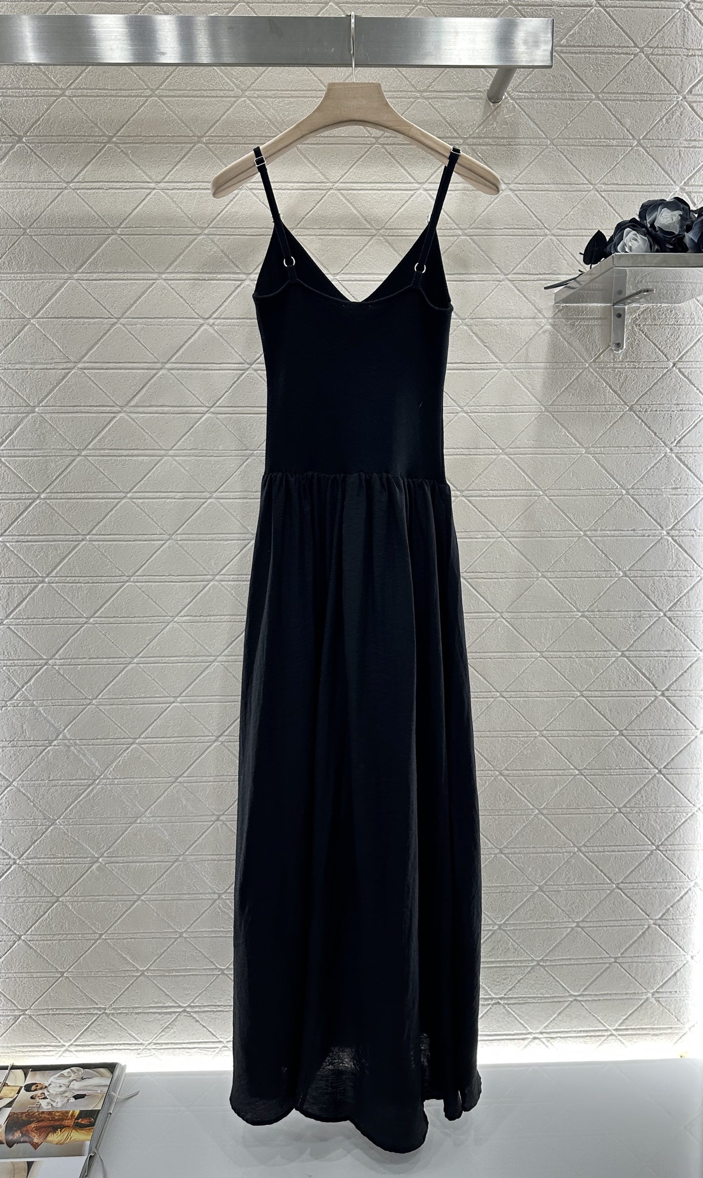 Chanel Knit Patchwork Long Dress - Comfortable, Elegant, and Luxurious 3 i1748011505714 5768 0 1