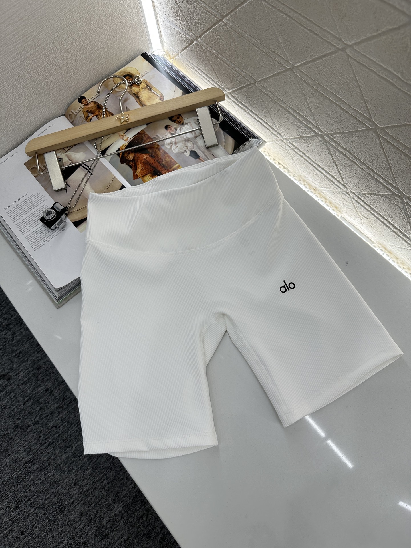 ♥Alo*♥2025新品上架
      时髦骑行短裤
定制YB斜纹全棉材质 质感舒适 高弹力满足各种户