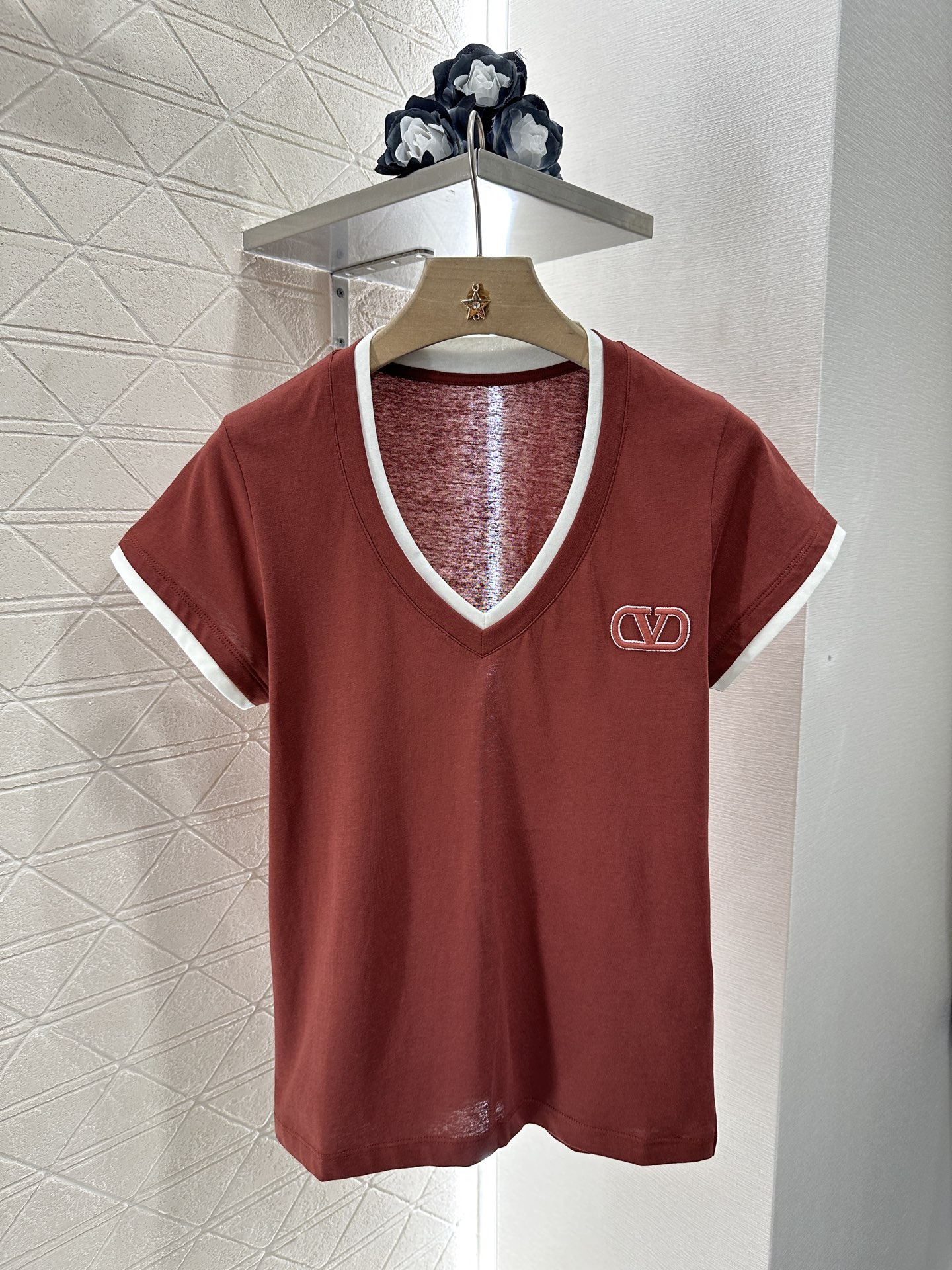 ♥Valentin*♥2025新品上架
      撞色字母𝑇𝑒𝑒
定制YB原生全棉材质 透气舒适 质感