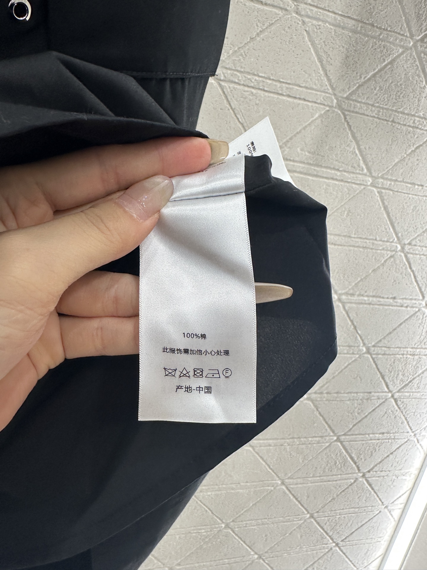 ♥Dio*♥2025新品上架
   腰带穿孔系带背心裙
定制YB斜纹全棉材质 质感细腻 弹力有型 腰带连