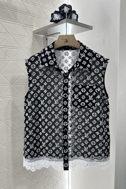 Louis Vuitton Sleeveless Jacquard Shirt with Clover and Lace Hem 1 Louis Vuitton Sleeveless Jacquard Shirt with Clover and Lace Hem