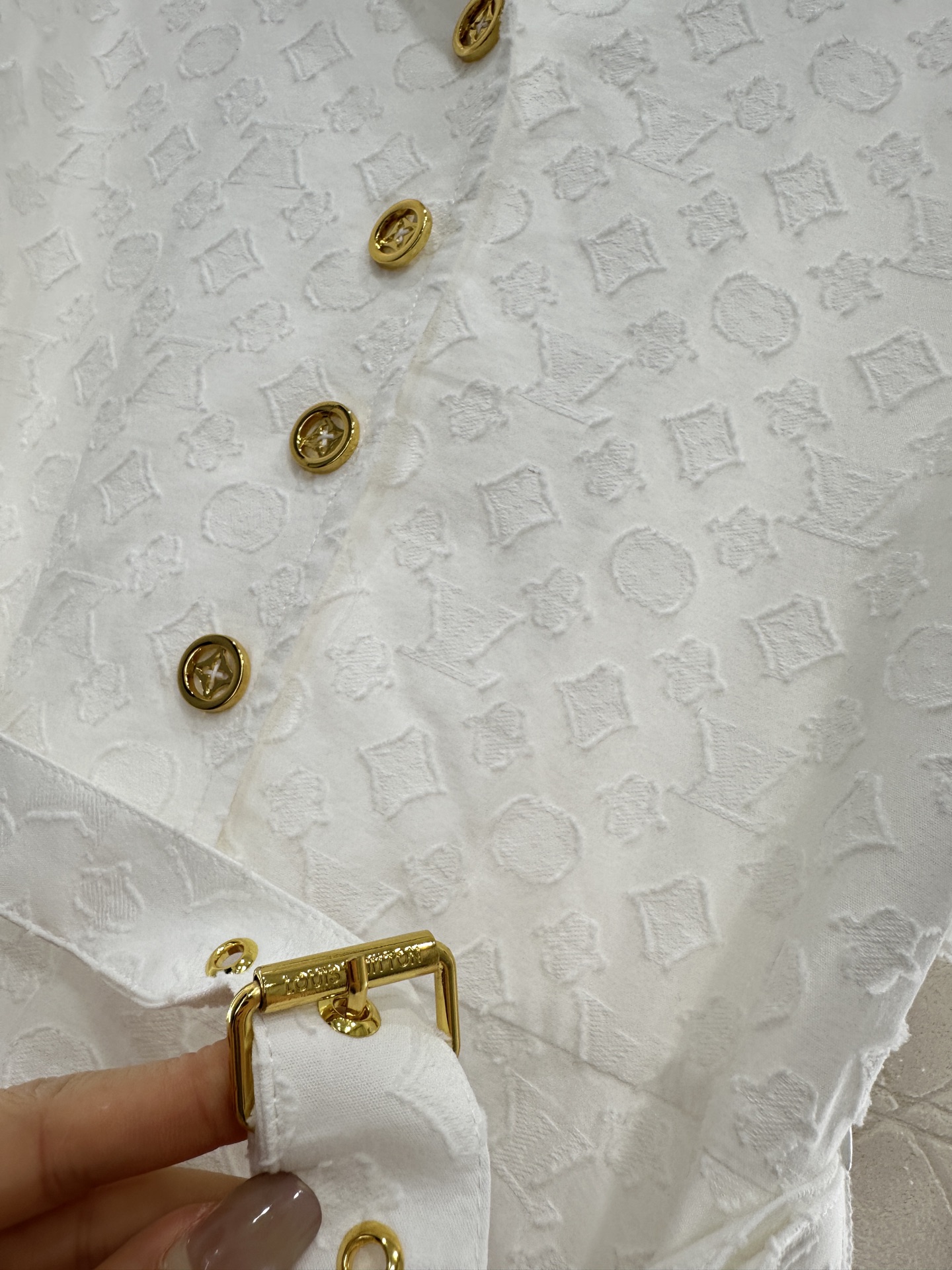 ♥Louis Vuitto*♥2025新品上架
      提花腰带连衣裙
定制YB进口提花全棉材质 质